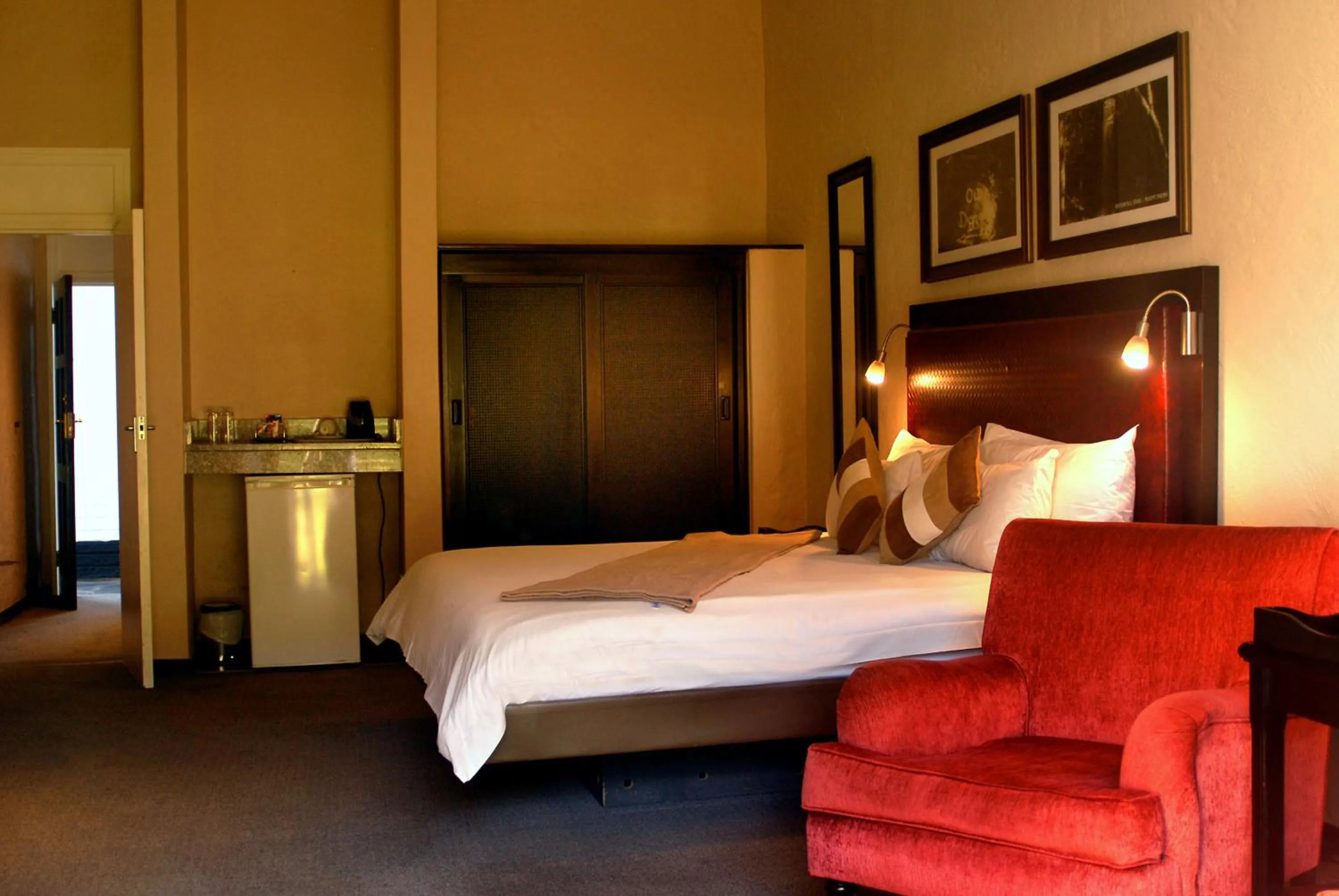 Bed in Mount Sheba Rainforest Hotel - Mountain Spring Water