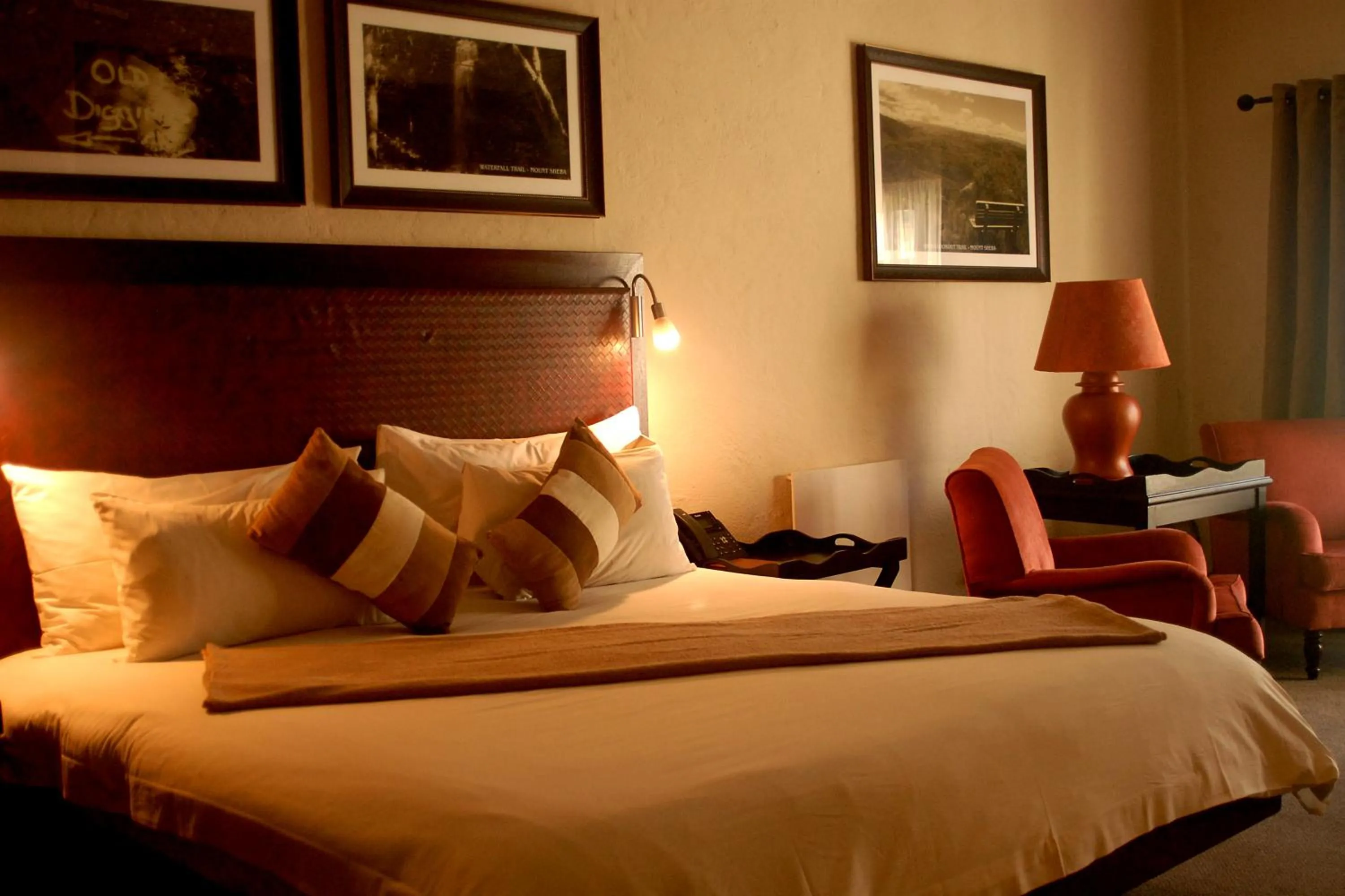 Bed in Mount Sheba Rainforest Hotel - Mountain Spring Water