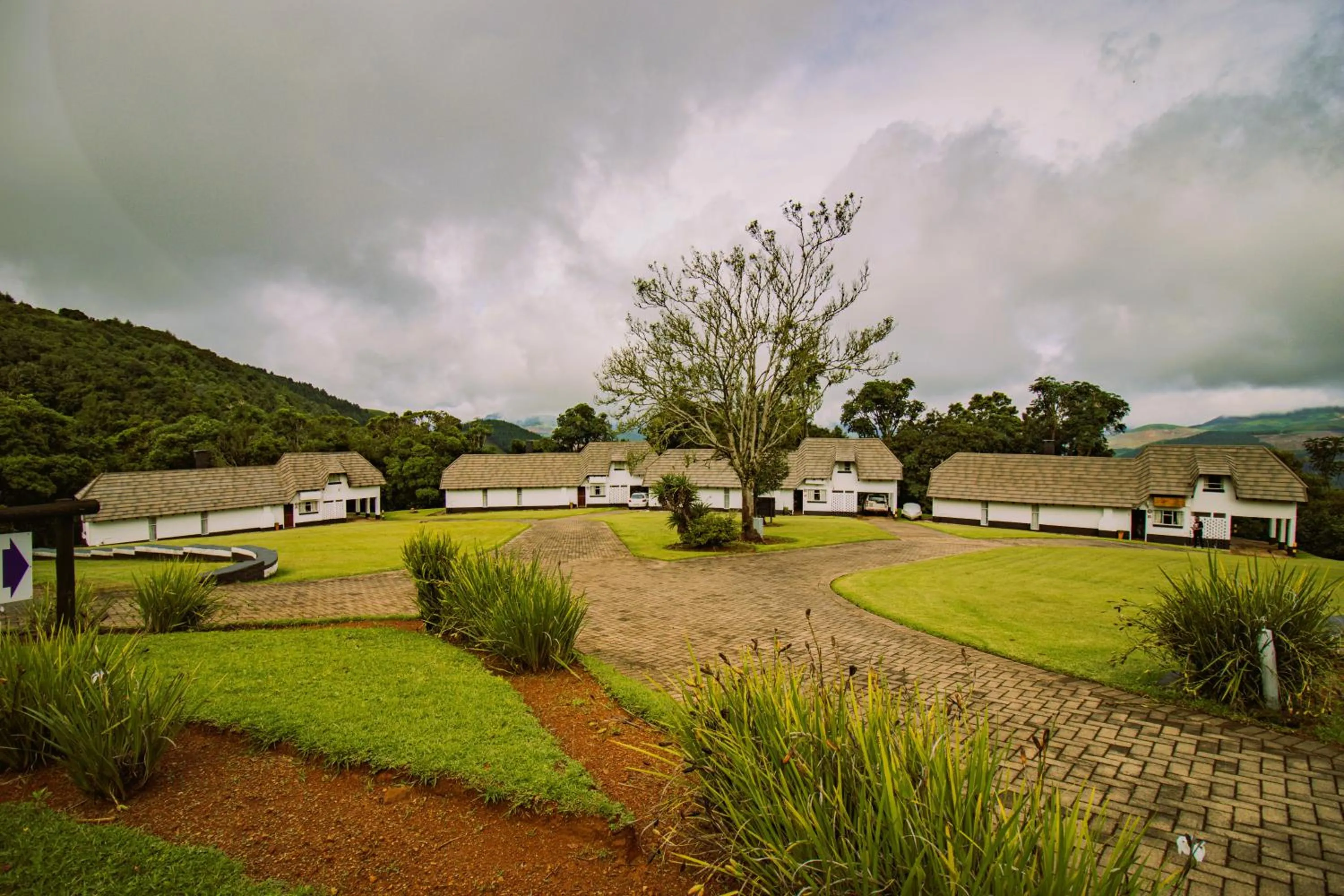 Property building in Mount Sheba Rainforest Hotel - Mountain Spring Water
