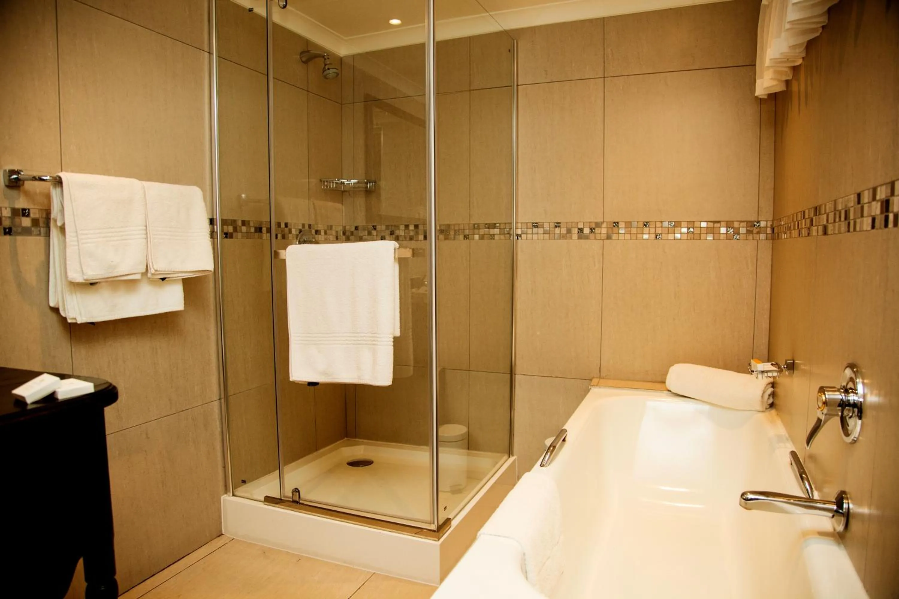 Shower in Mount Sheba Rainforest Hotel - Mountain Spring Water