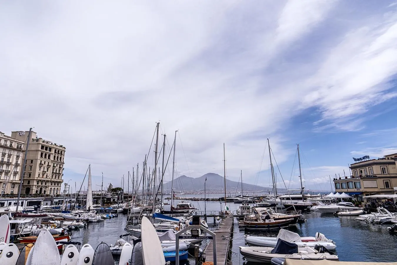 Al Campanile H Napoli Centro, by ClaPa Group Dislocated Hospitality