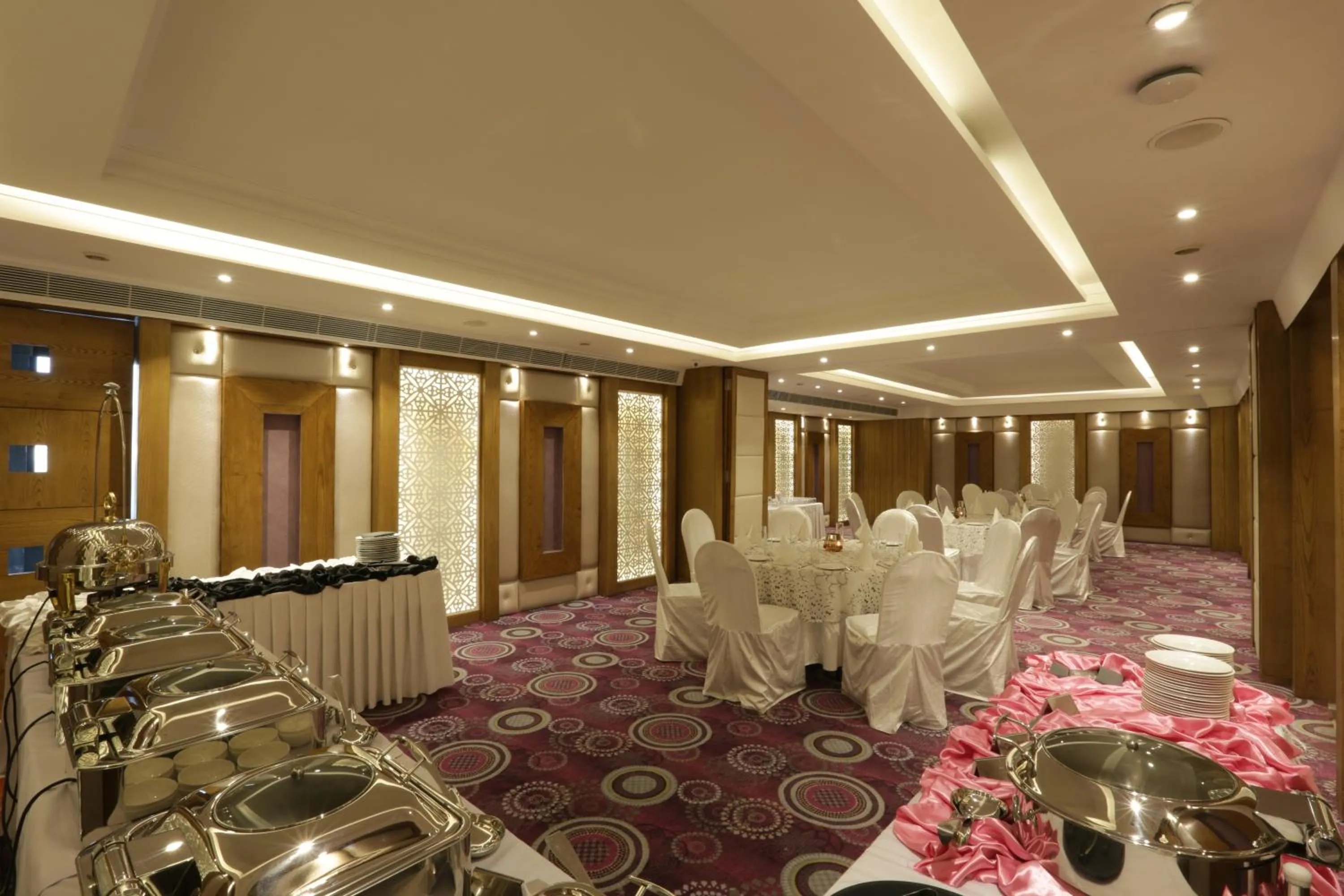 Banquet/Function facilities in Ramada Encore Jalandhar