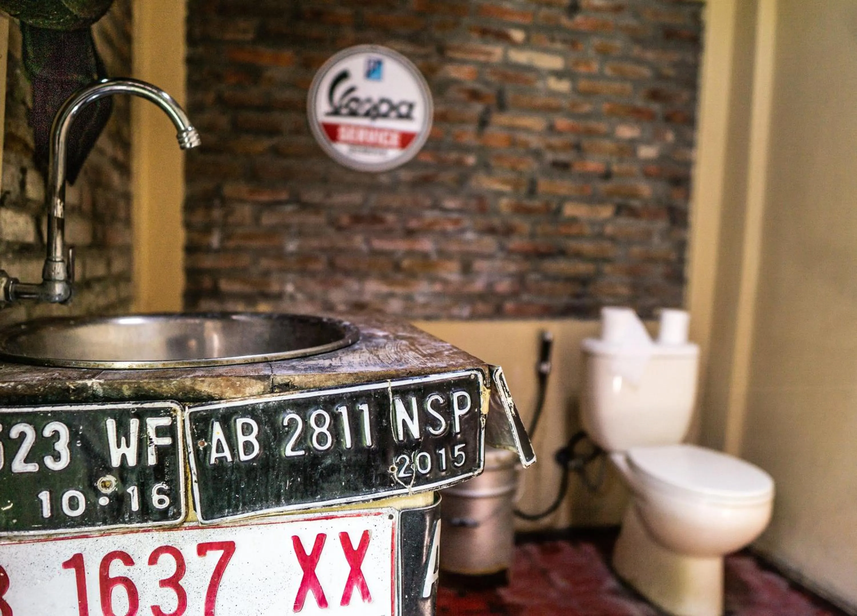 Toilet in Losmanos Hostel