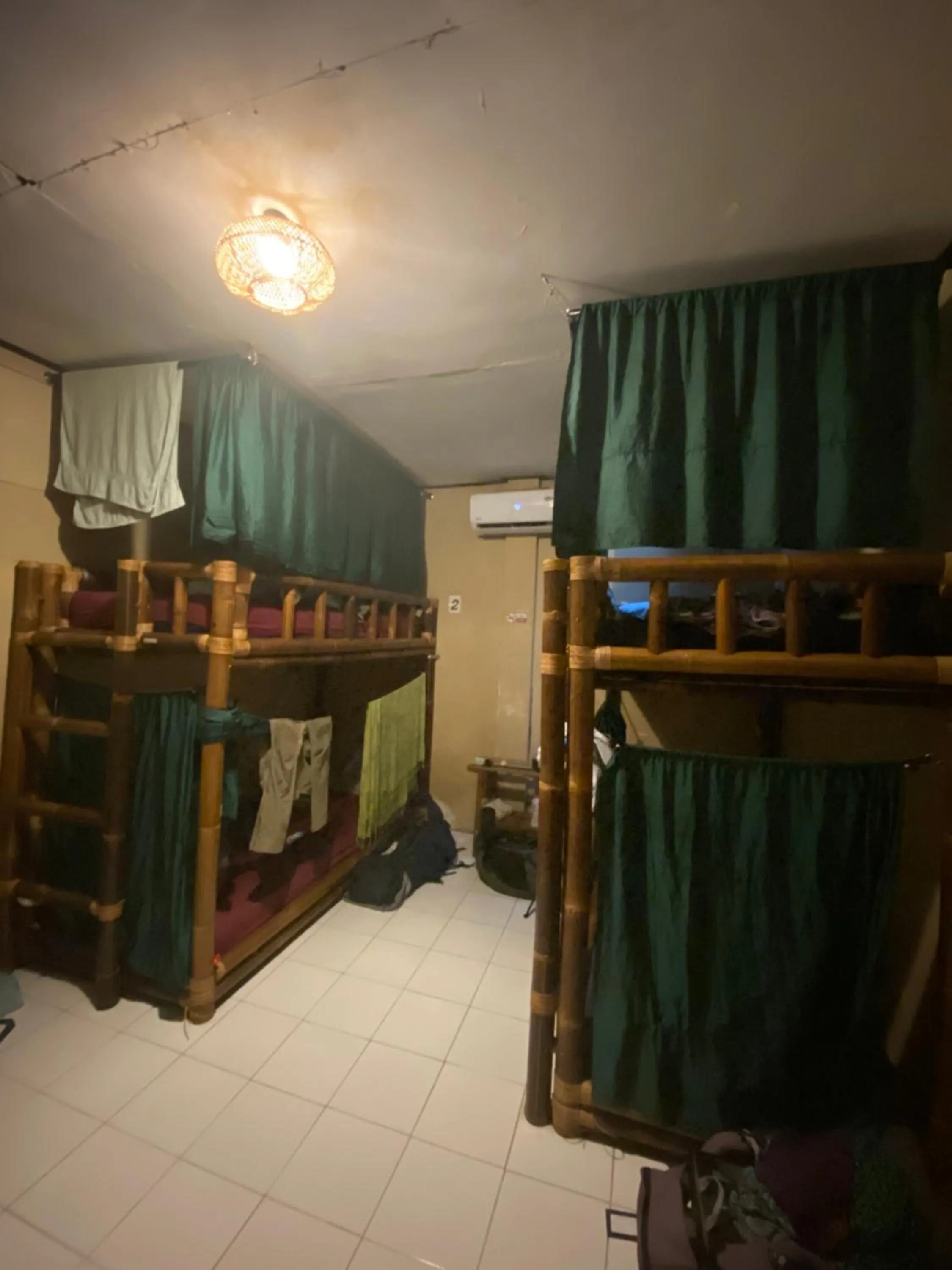 Bed in Losmanos Hostel