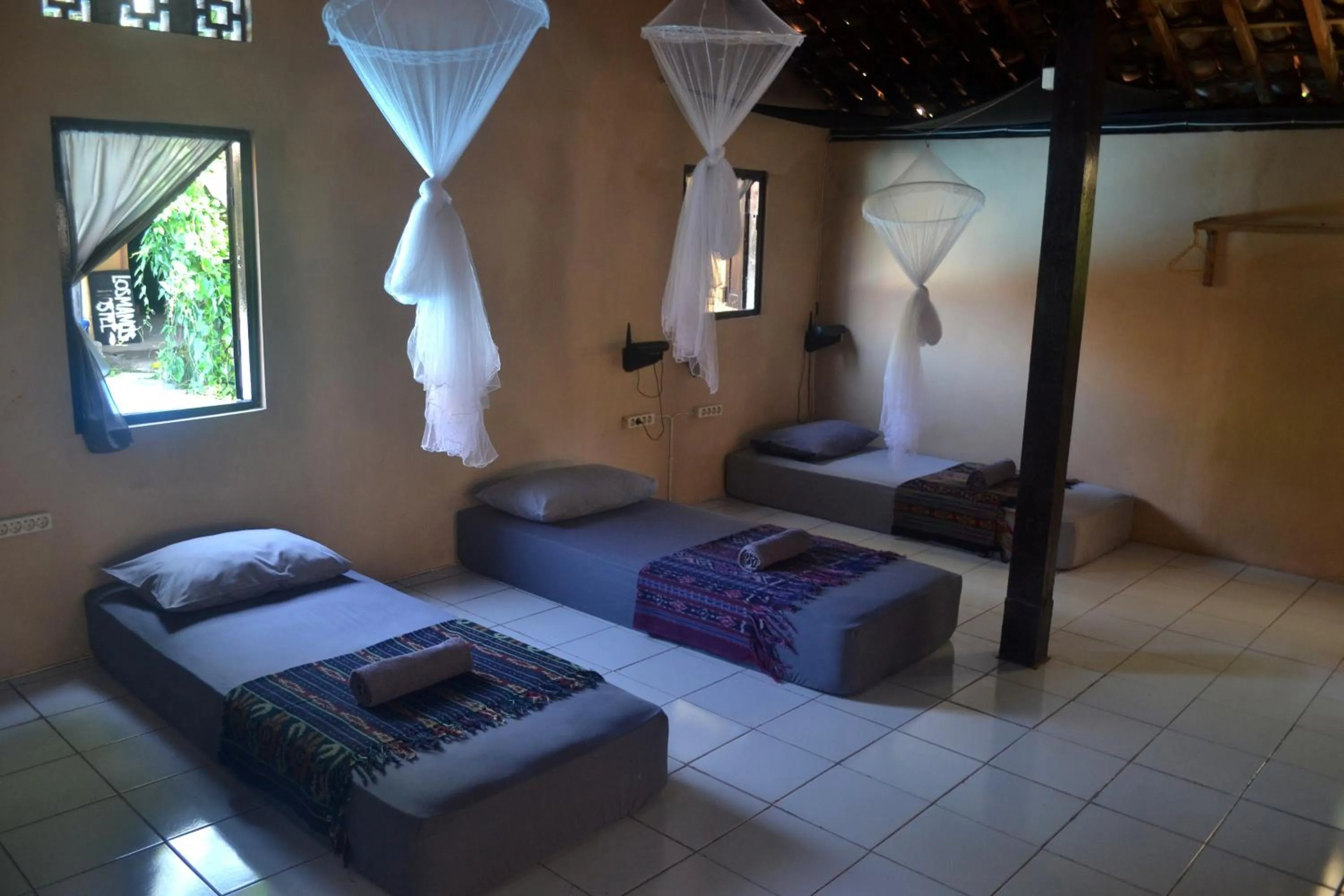 Bed in Losmanos Hostel