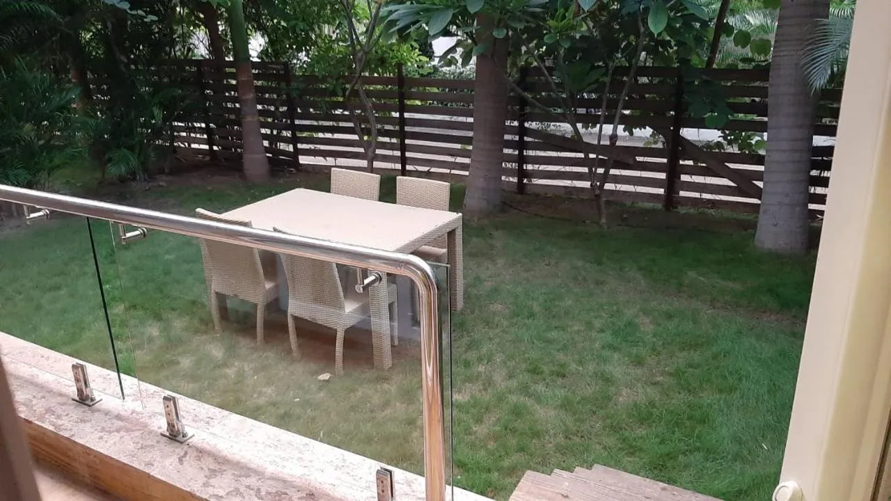 7 Seasons resort & Spa