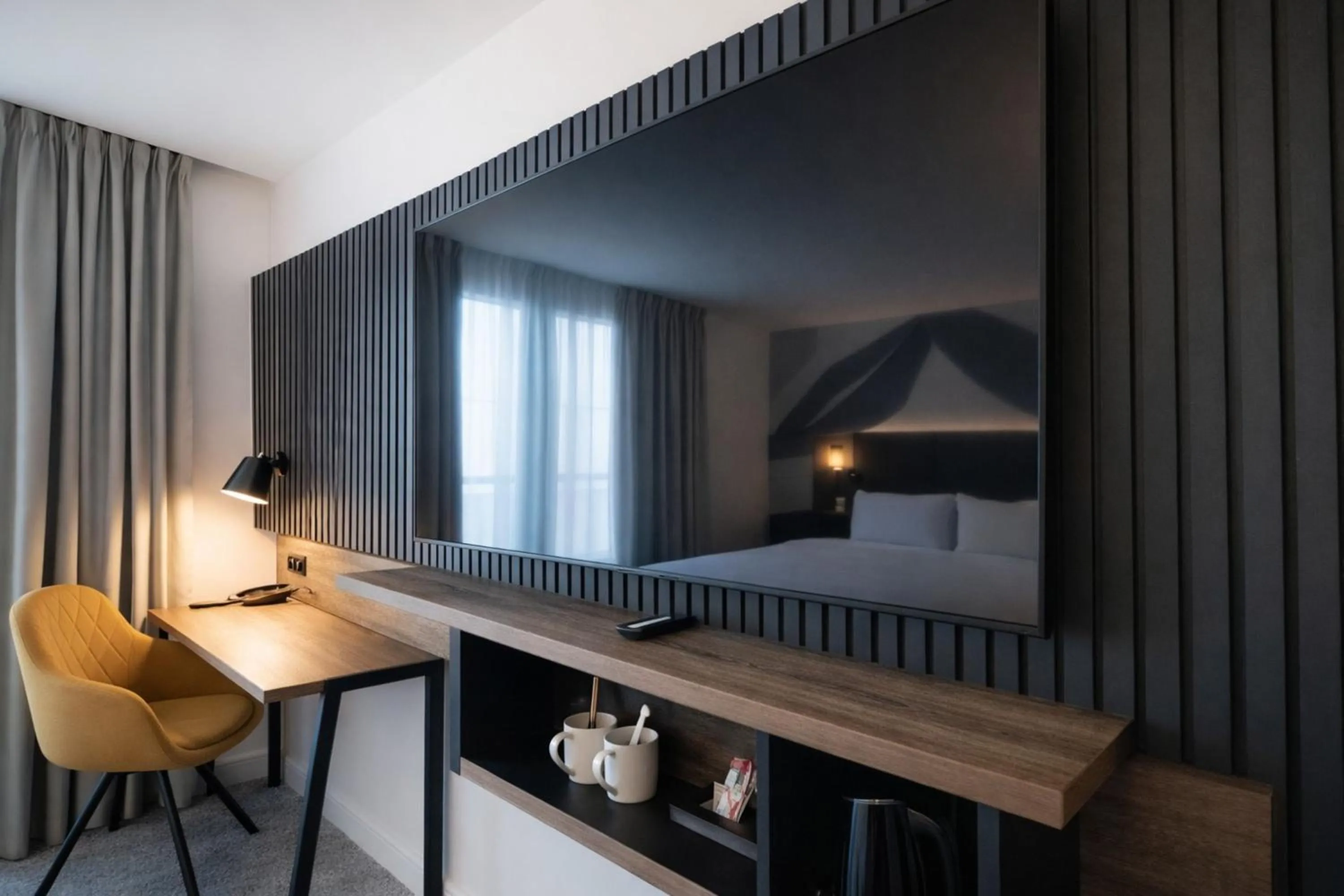 Photo of the whole room in Holiday Inn London Camden Lock by IHG