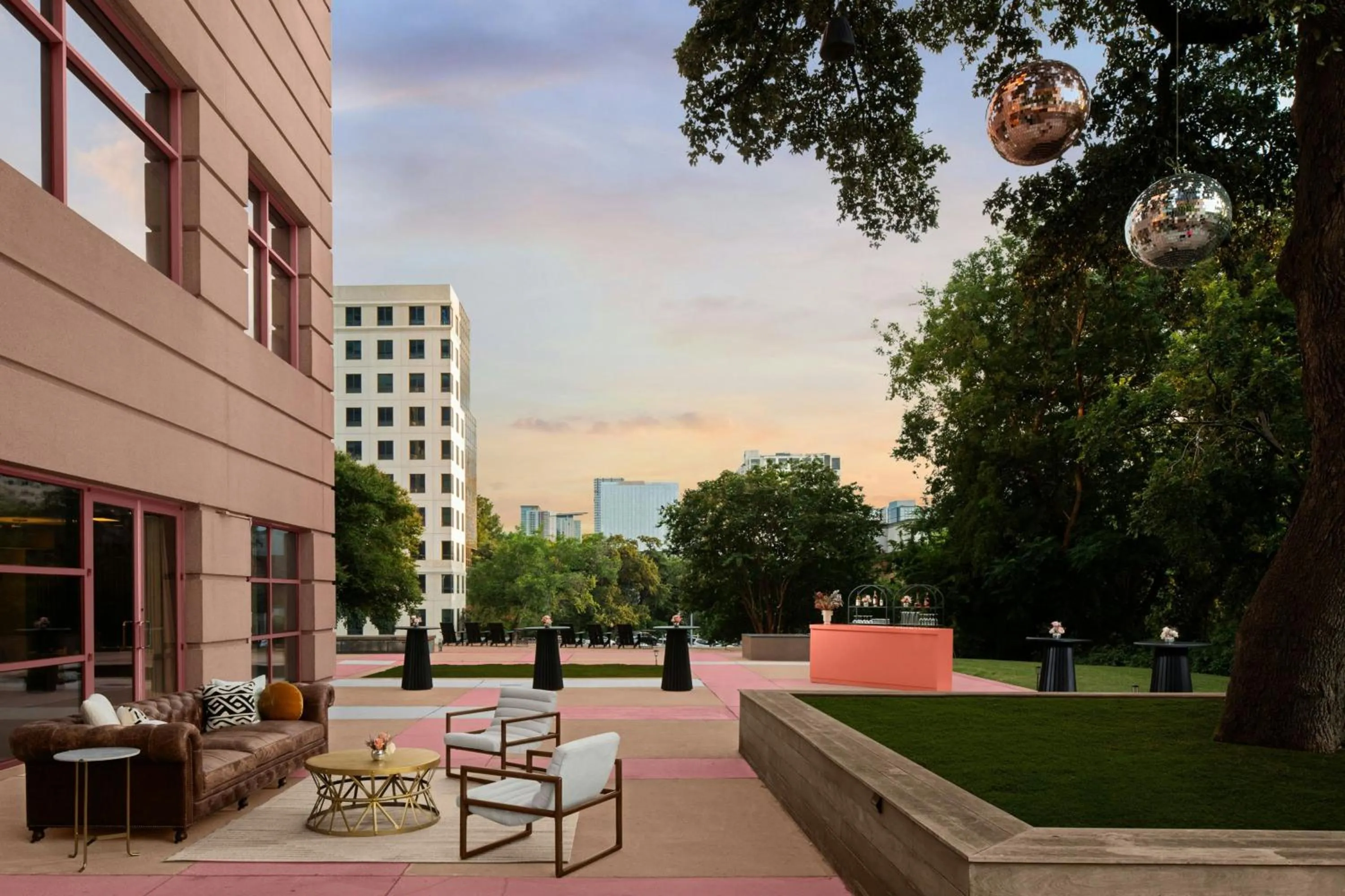 Meeting/conference room in Downright Austin, A Renaissance Hotel