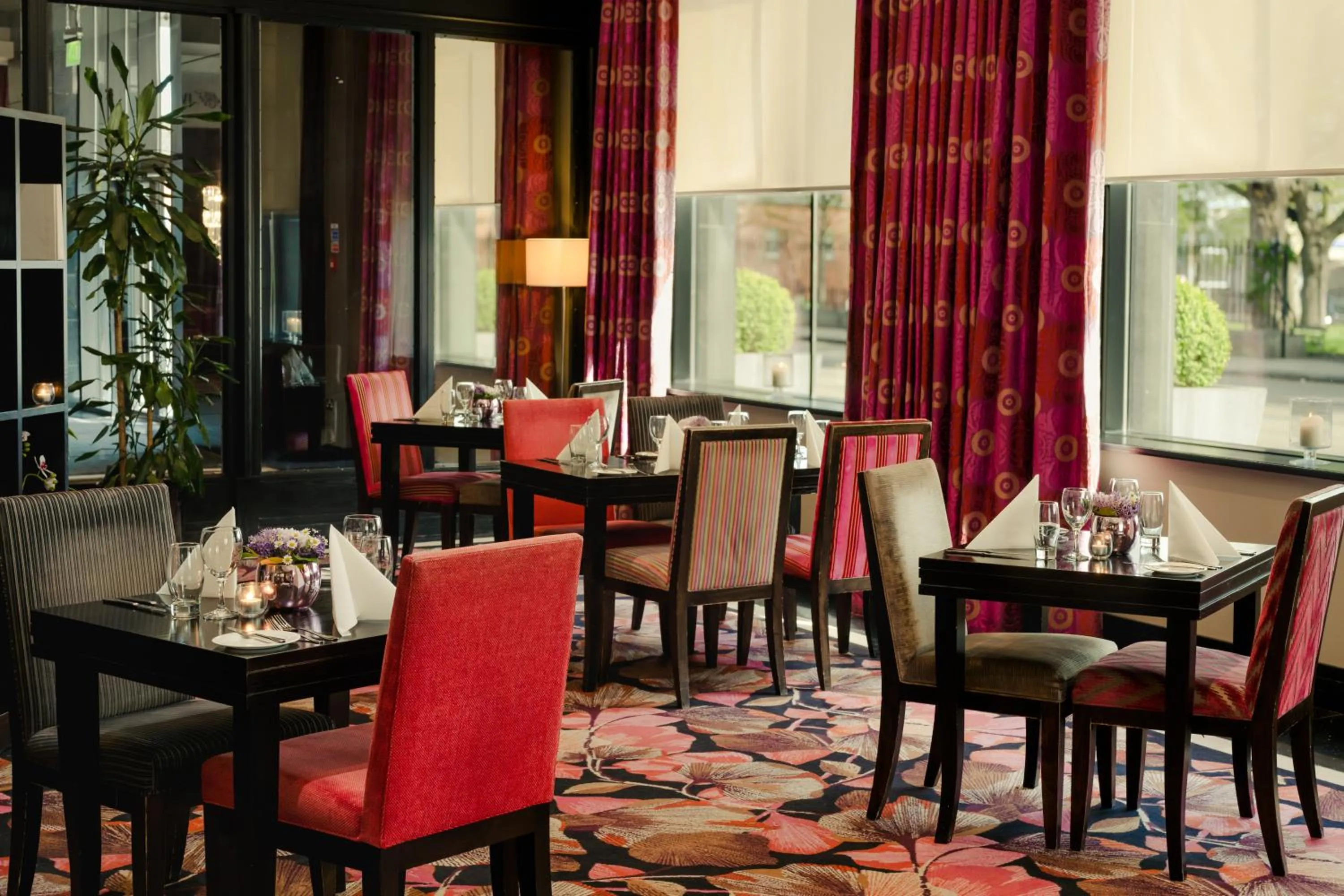 Restaurant/places to eat in Ashling Hotel Dublin