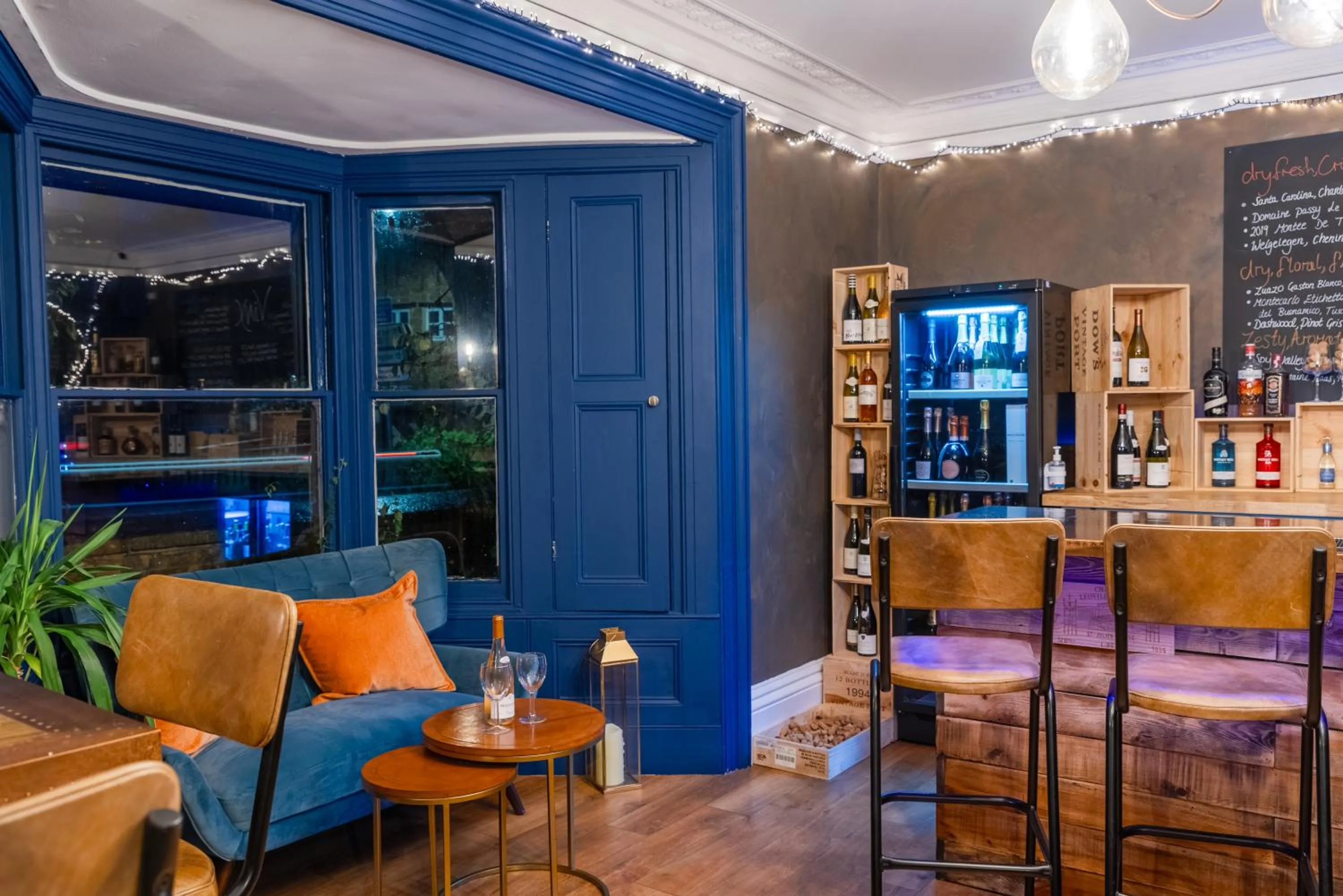 Lounge or bar in Banbury Wroxton House Hotel