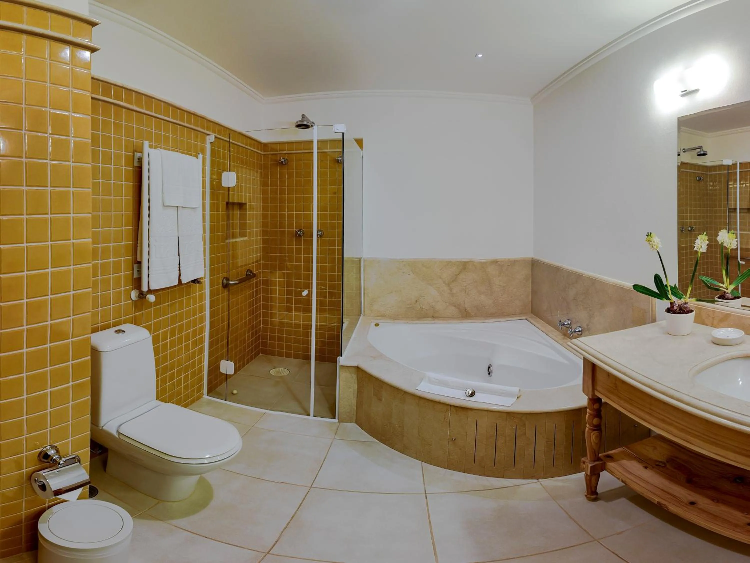 Hot Tub in Hotel Solar d'Izabel