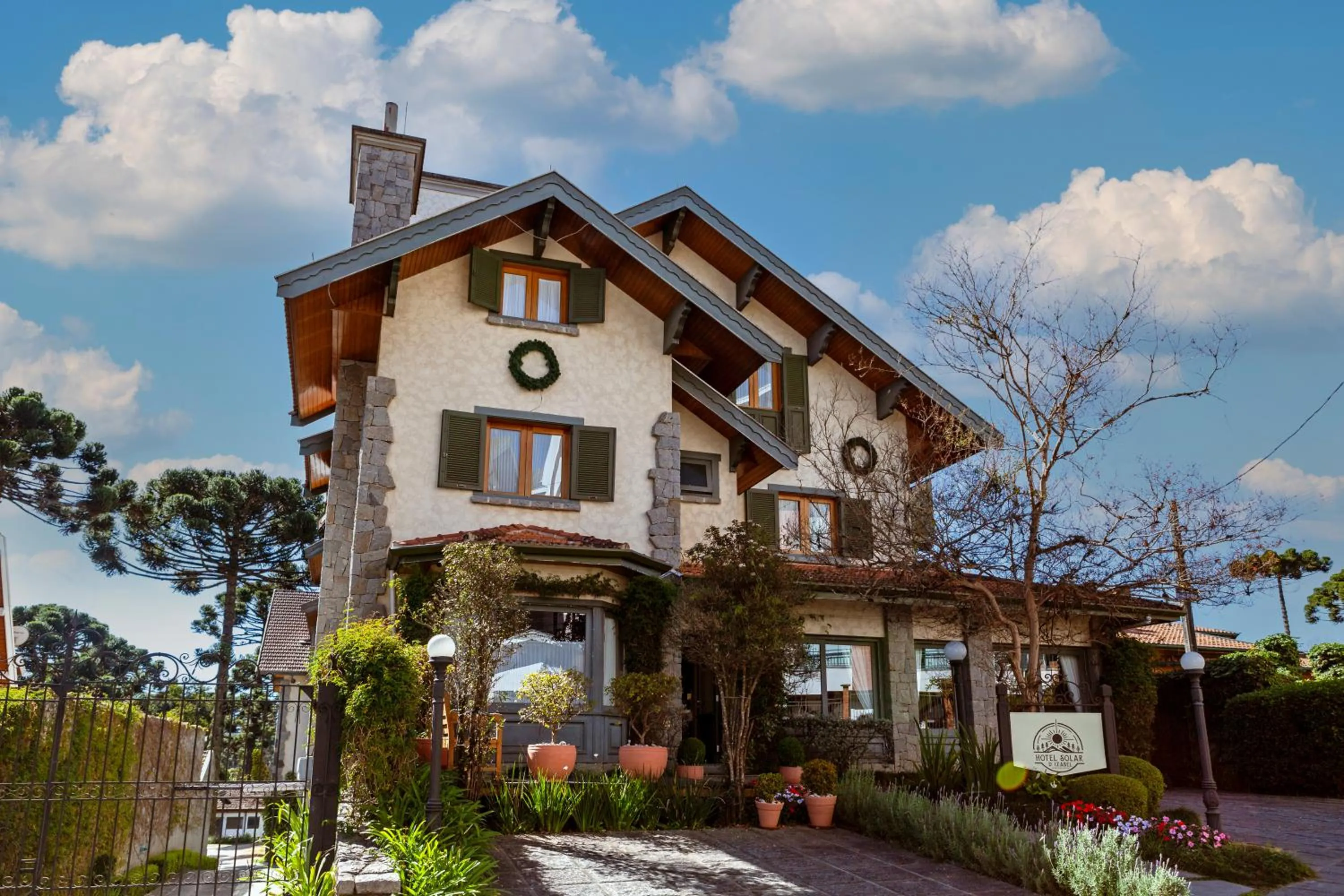 Facade/entrance in Hotel Solar d'Izabel