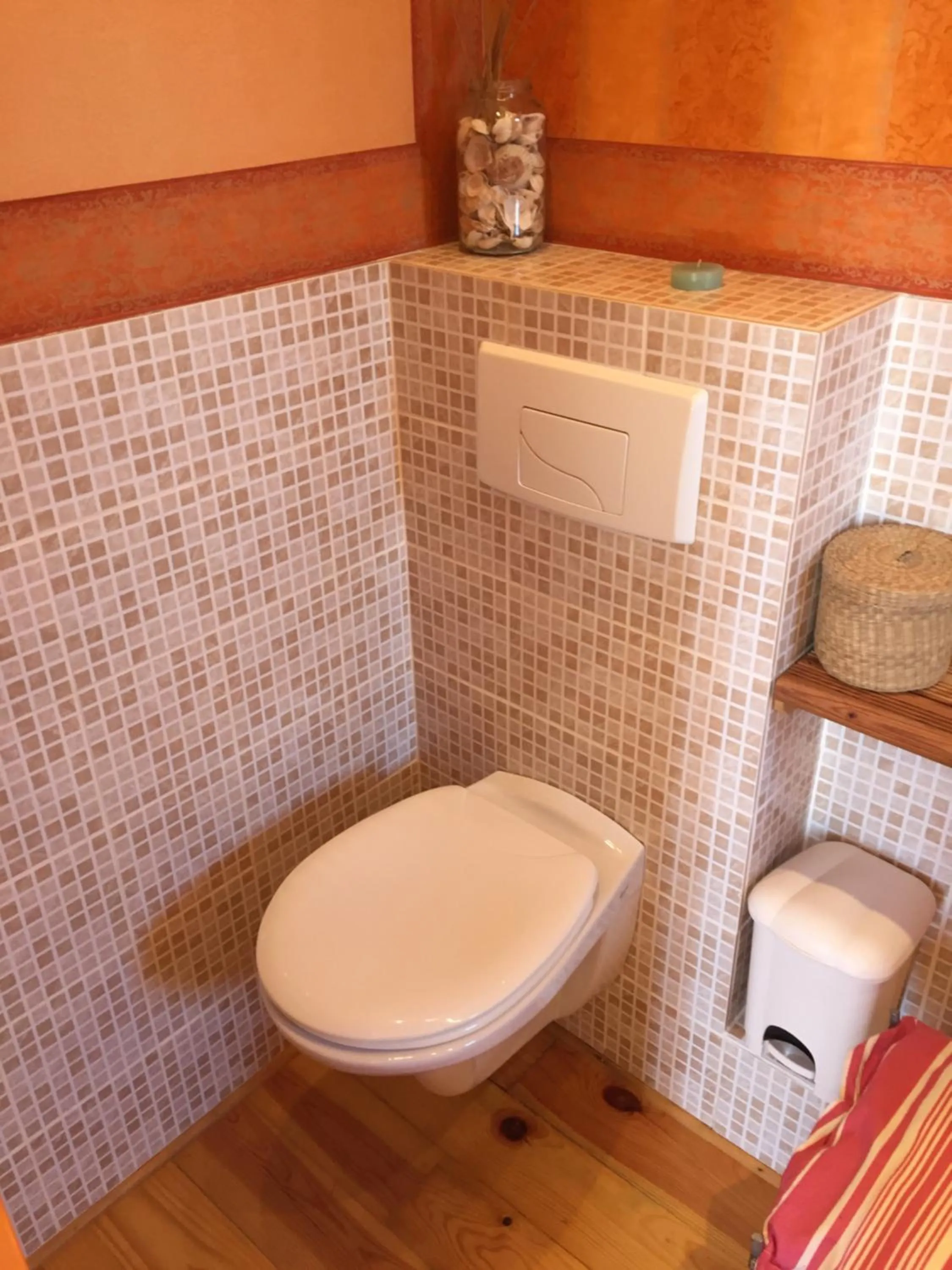 Photo of the whole room in Aux Caprices des Dieux