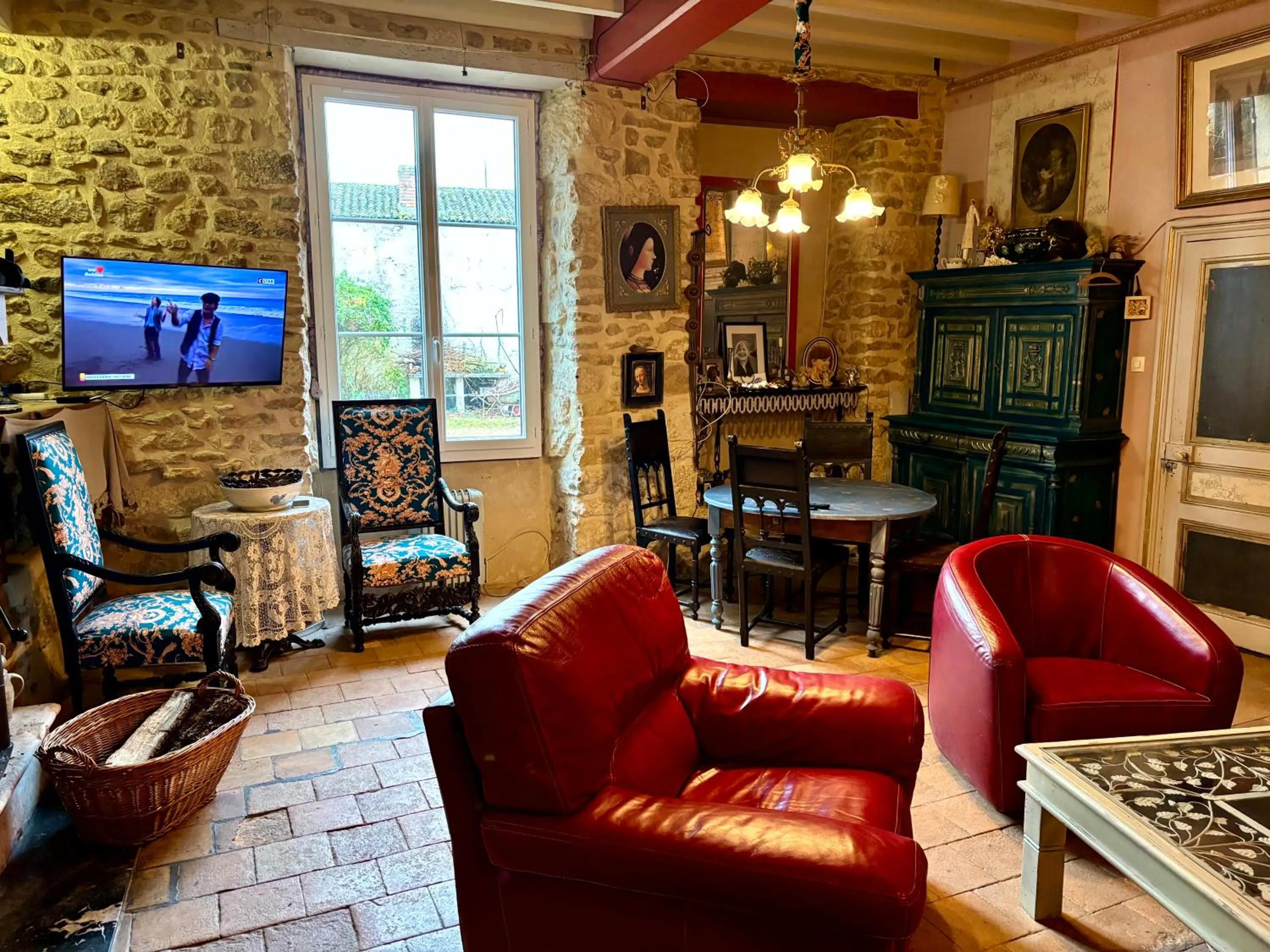 Aux Caprices des Dieux