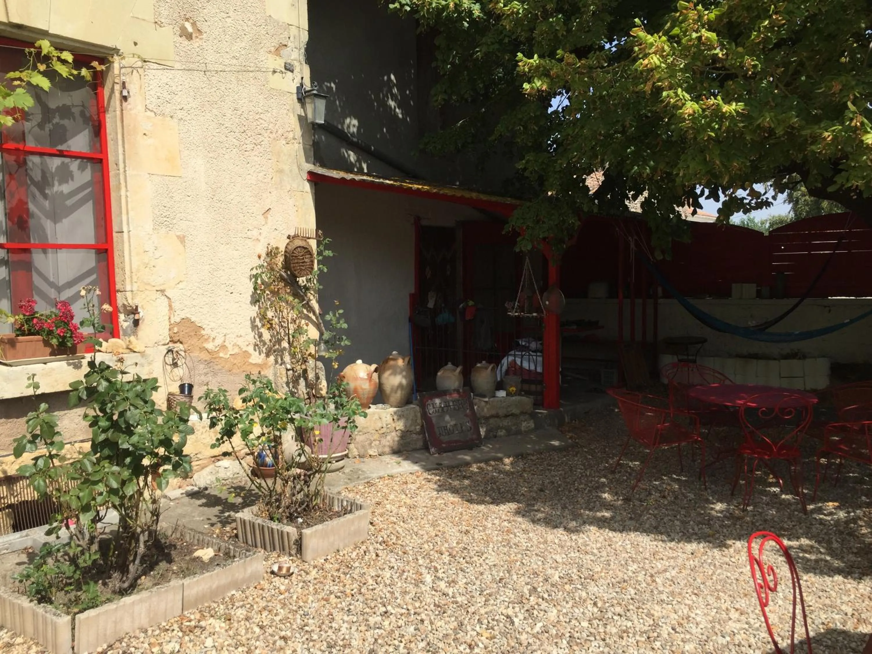 Garden view in Aux Caprices des Dieux