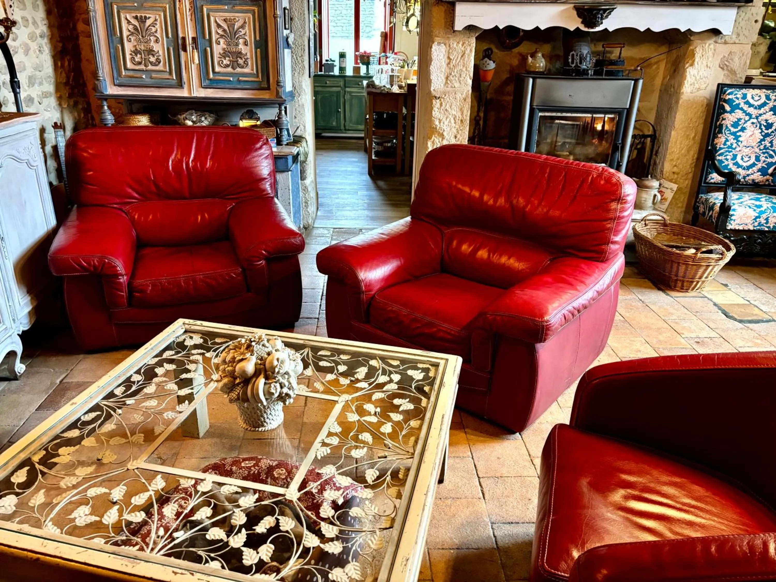 Aux Caprices des Dieux