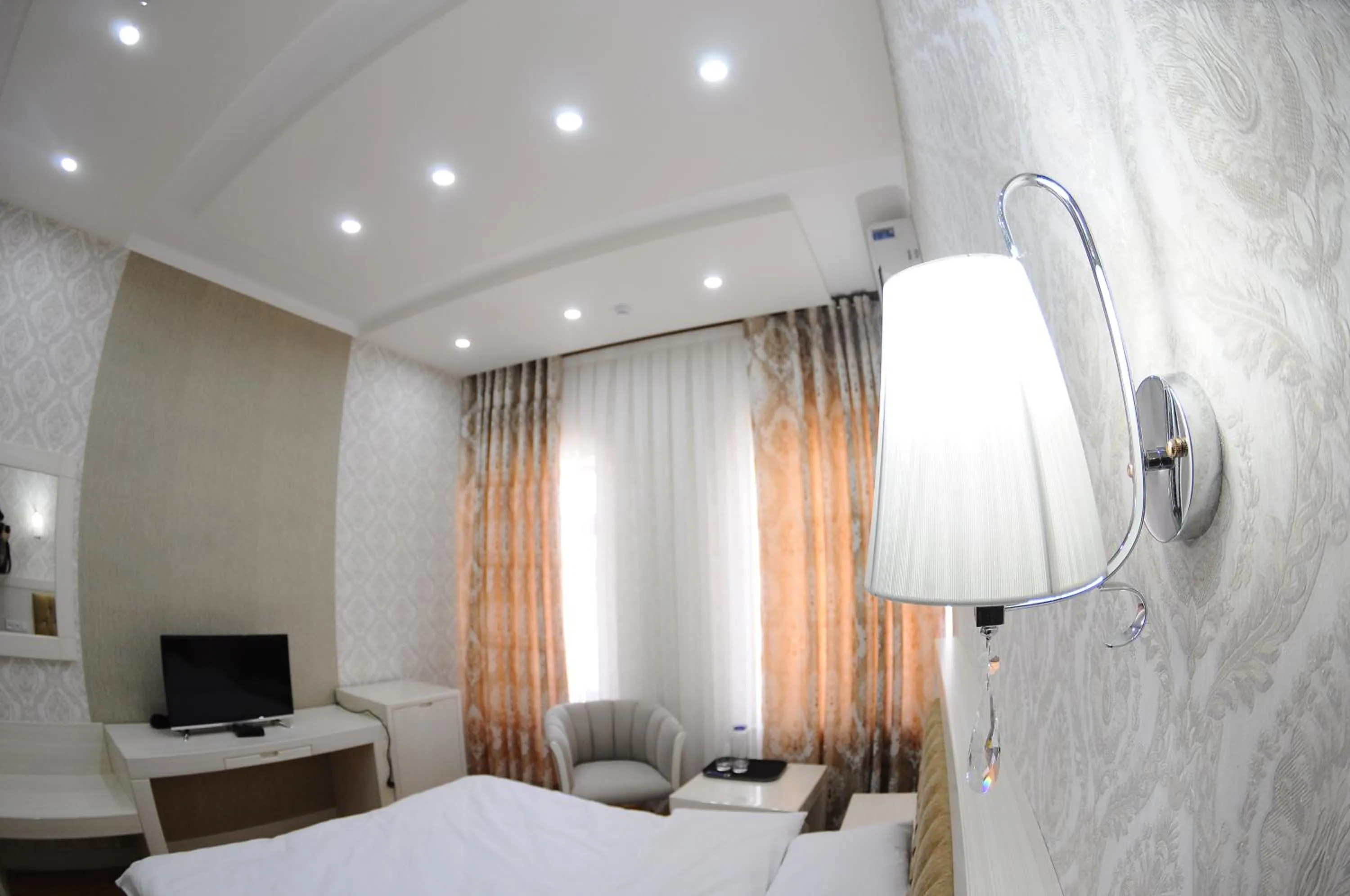 Photo of the whole room, Bed in Hotel Afrosiyob