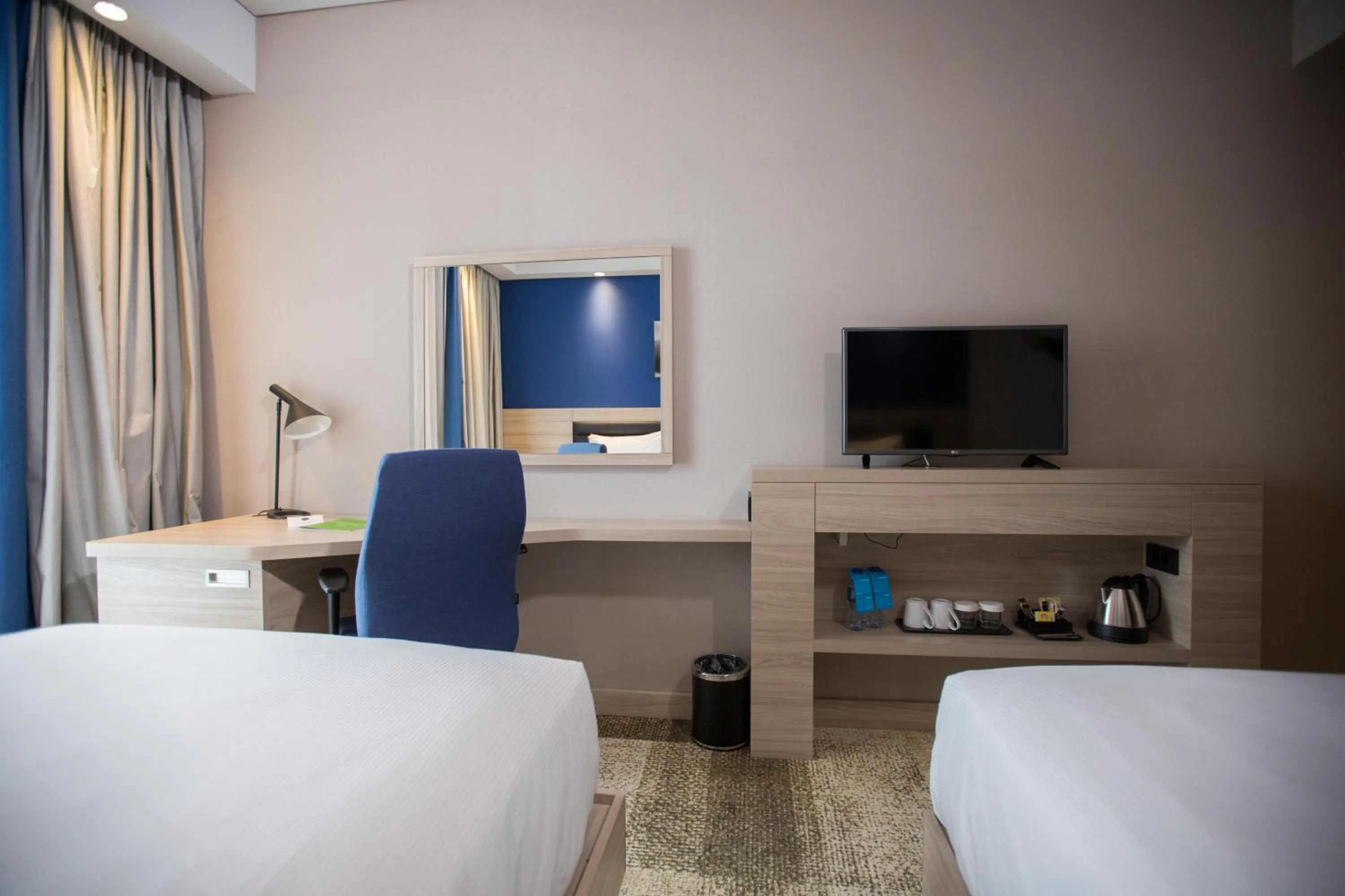 Bed in Hampton By Hilton Bolu