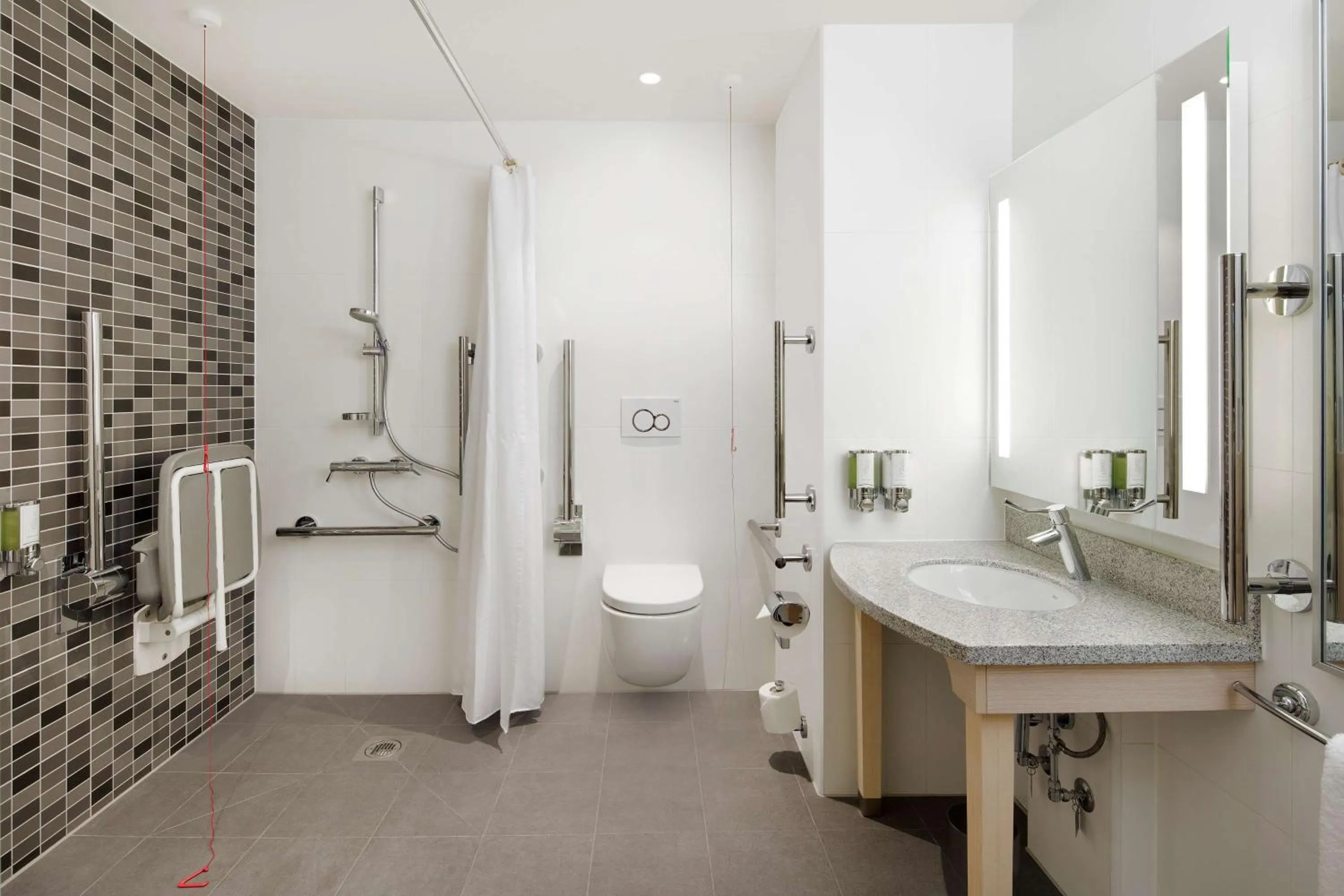 Bathroom in Hampton By Hilton London Docklands