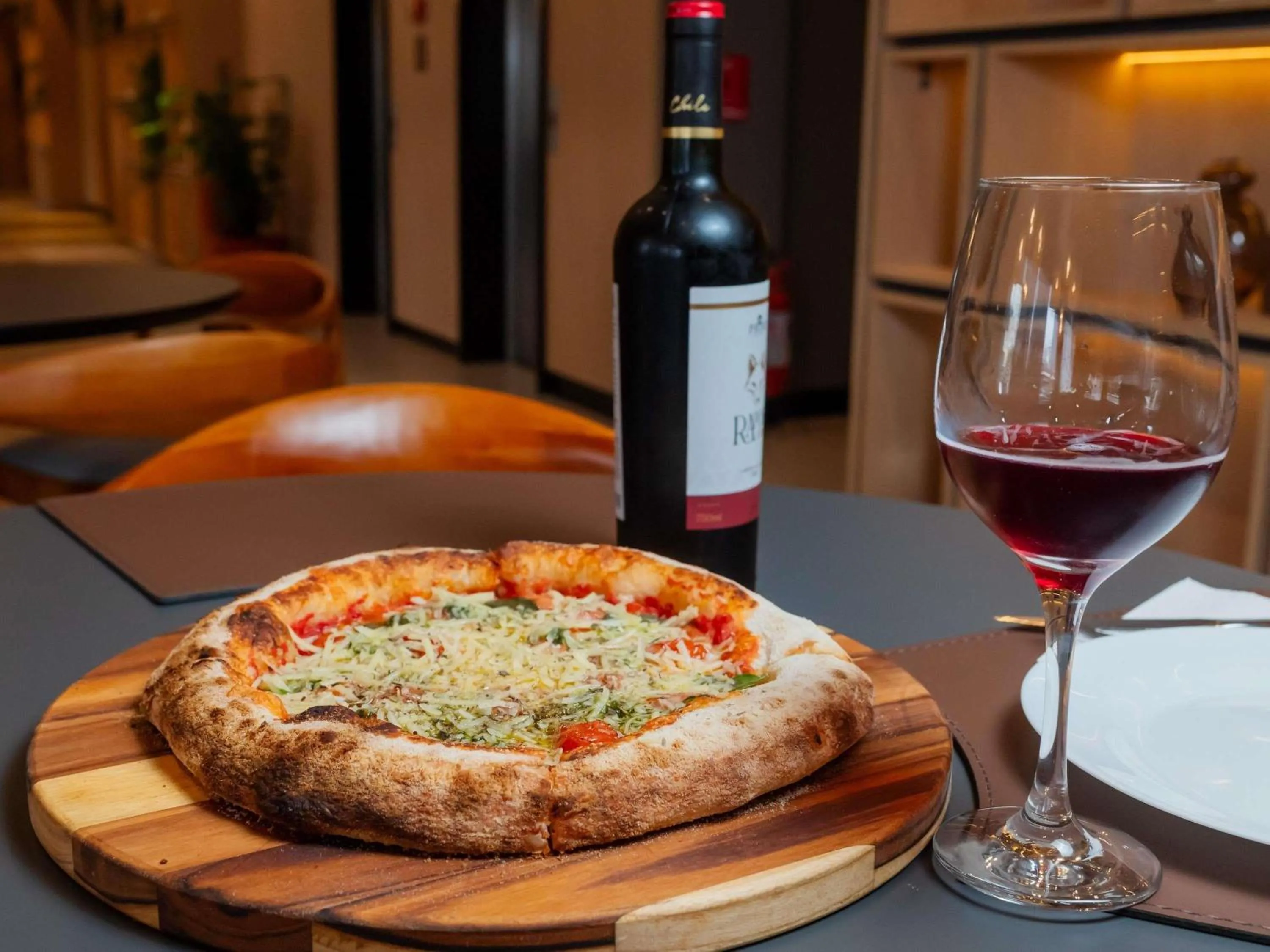 Lounge or bar in ibis Navegantes Itajai