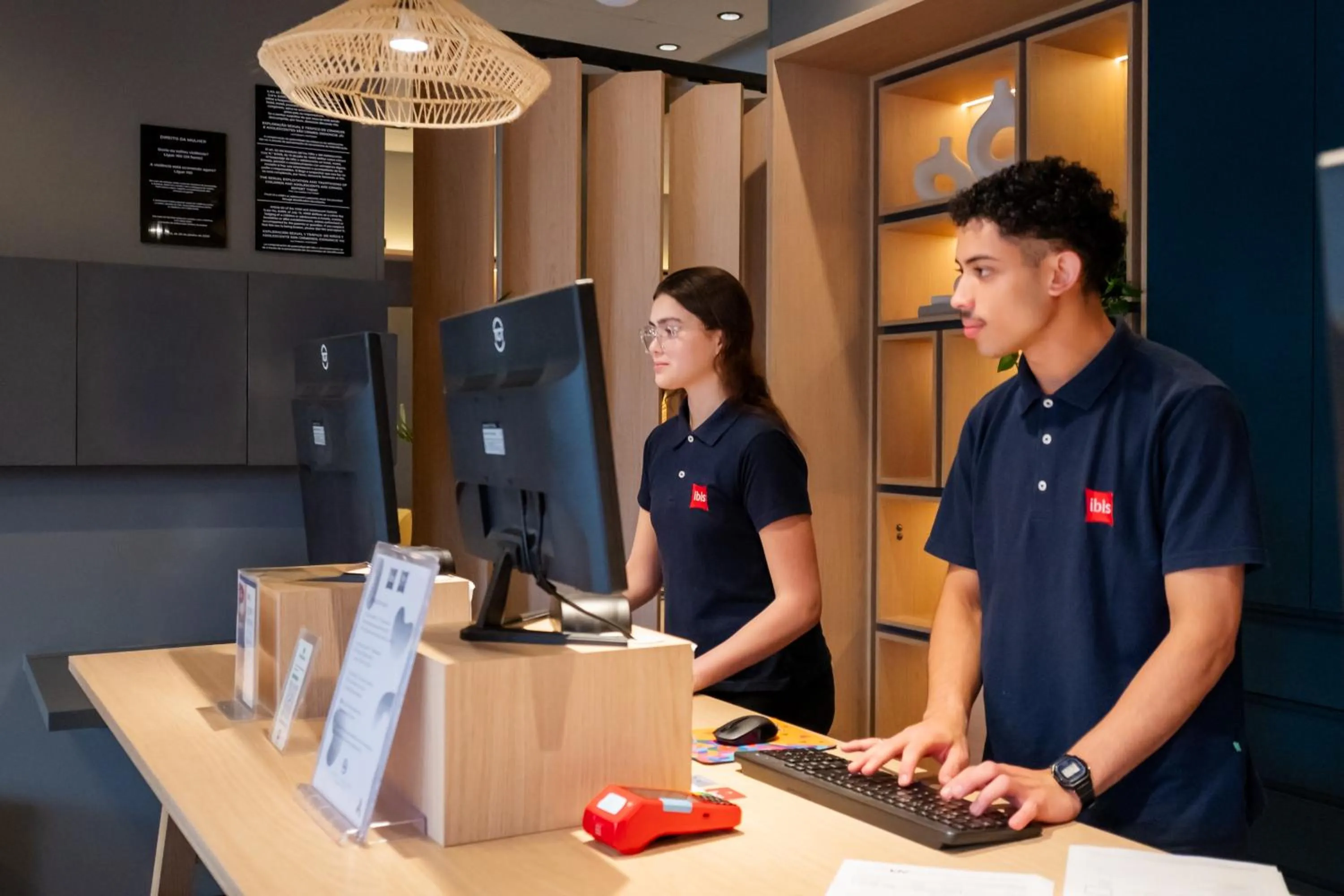 Staff in ibis Navegantes Itajai