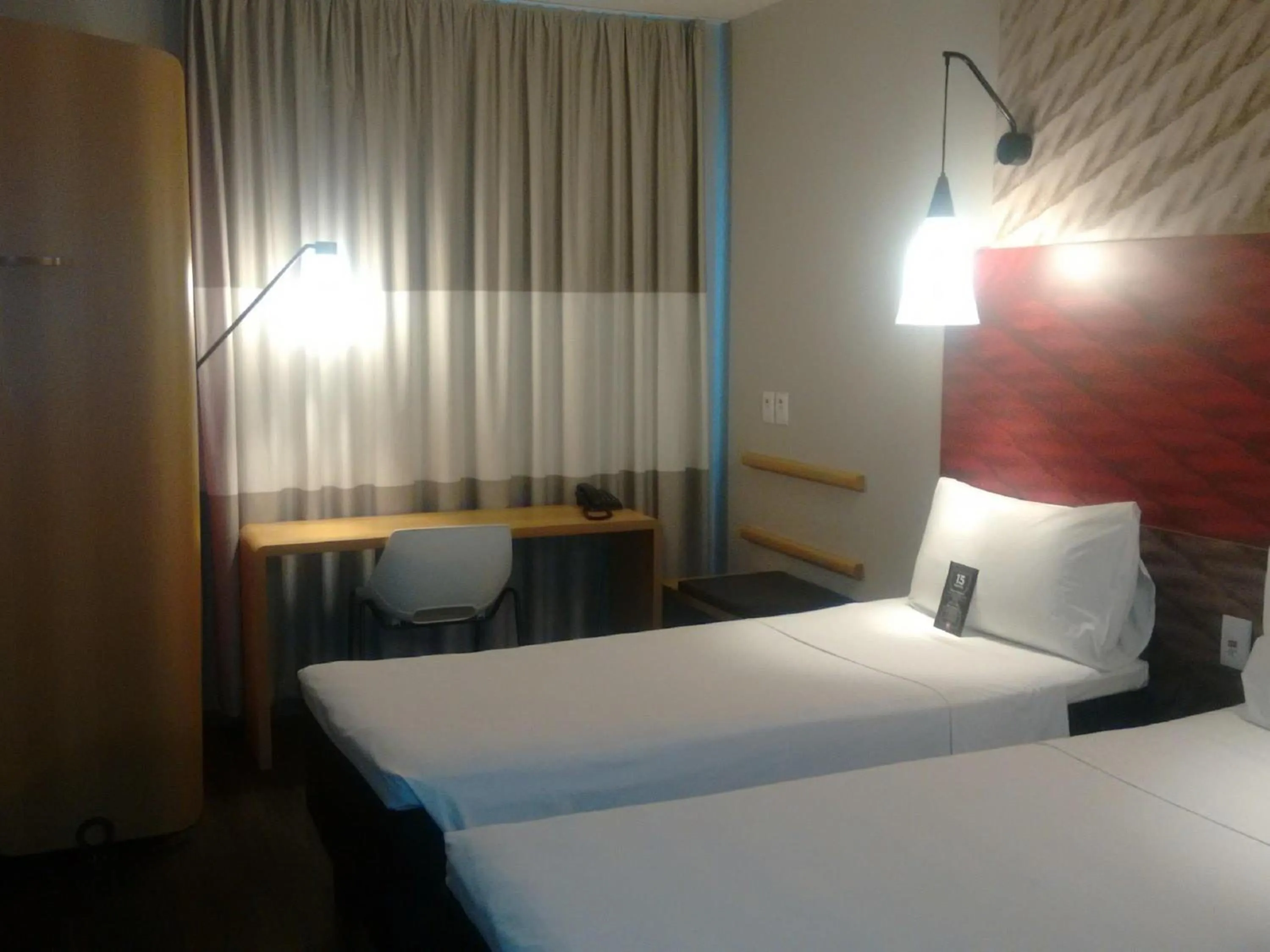 Standard Twin Room - single occupancy in ibis Navegantes Itajai