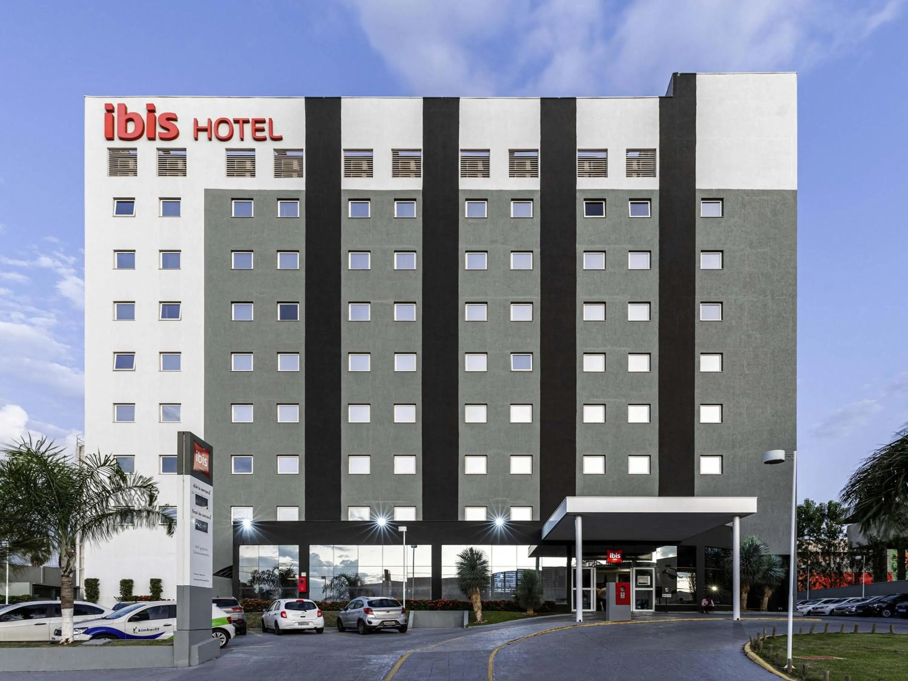 Property building in ibis Uberaba