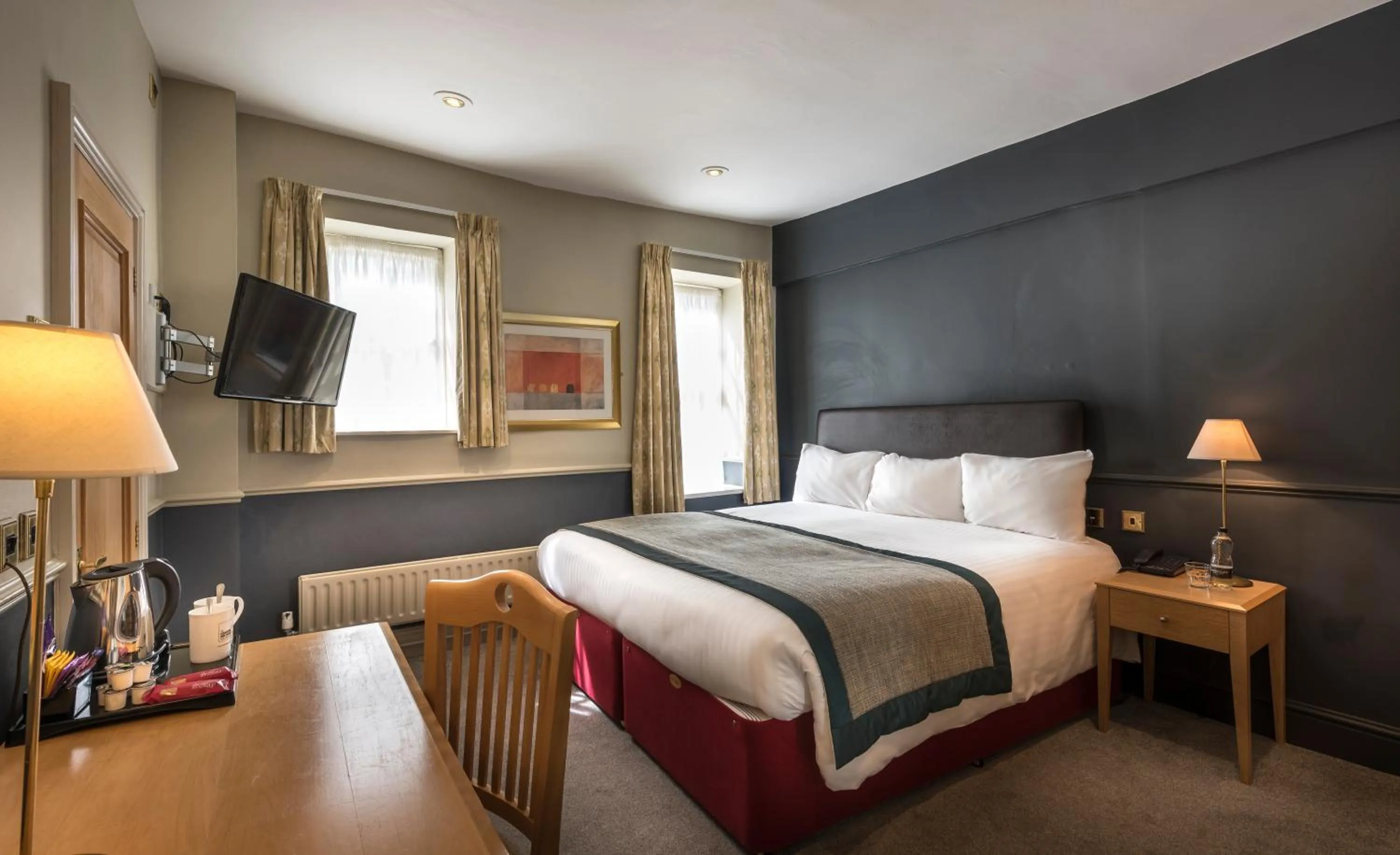 Bedroom, Bed in The Swan Hotel, Stafford, Staffordshire - The Coaching Inn Group