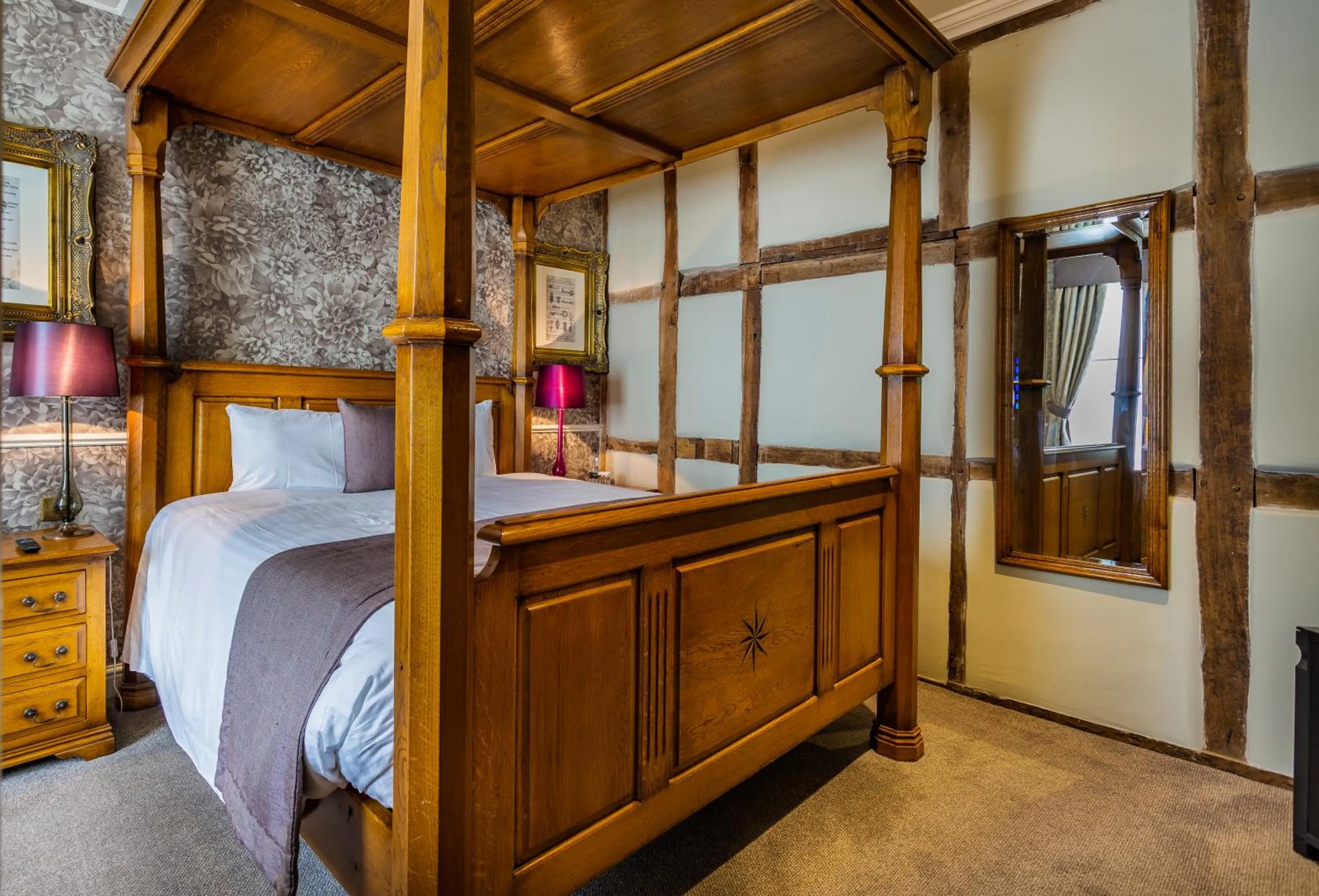 Bedroom, Bed in The Swan Hotel, Stafford, Staffordshire - The Coaching Inn Group