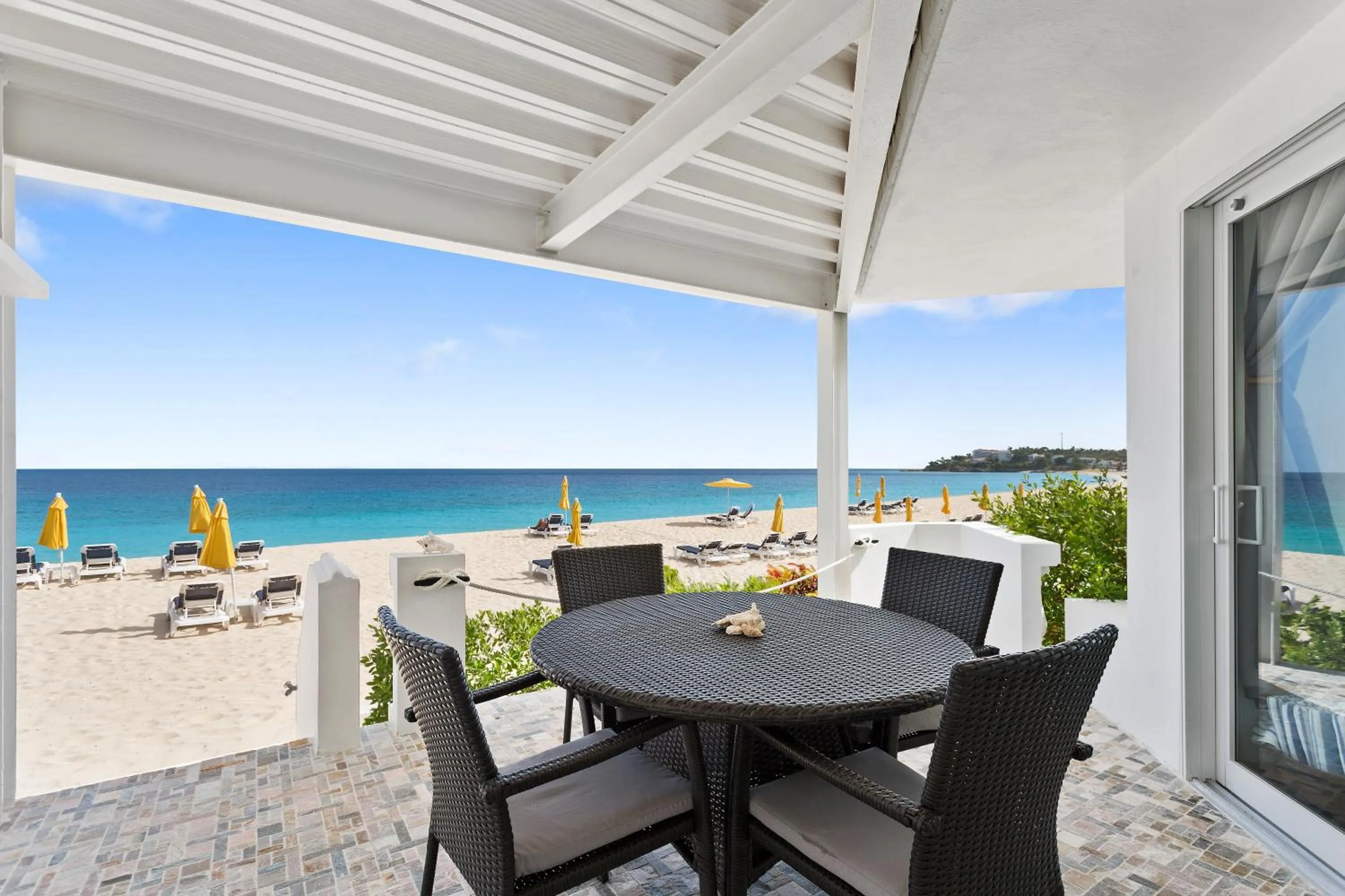 Patio in Turtle's Nest Beach Resort