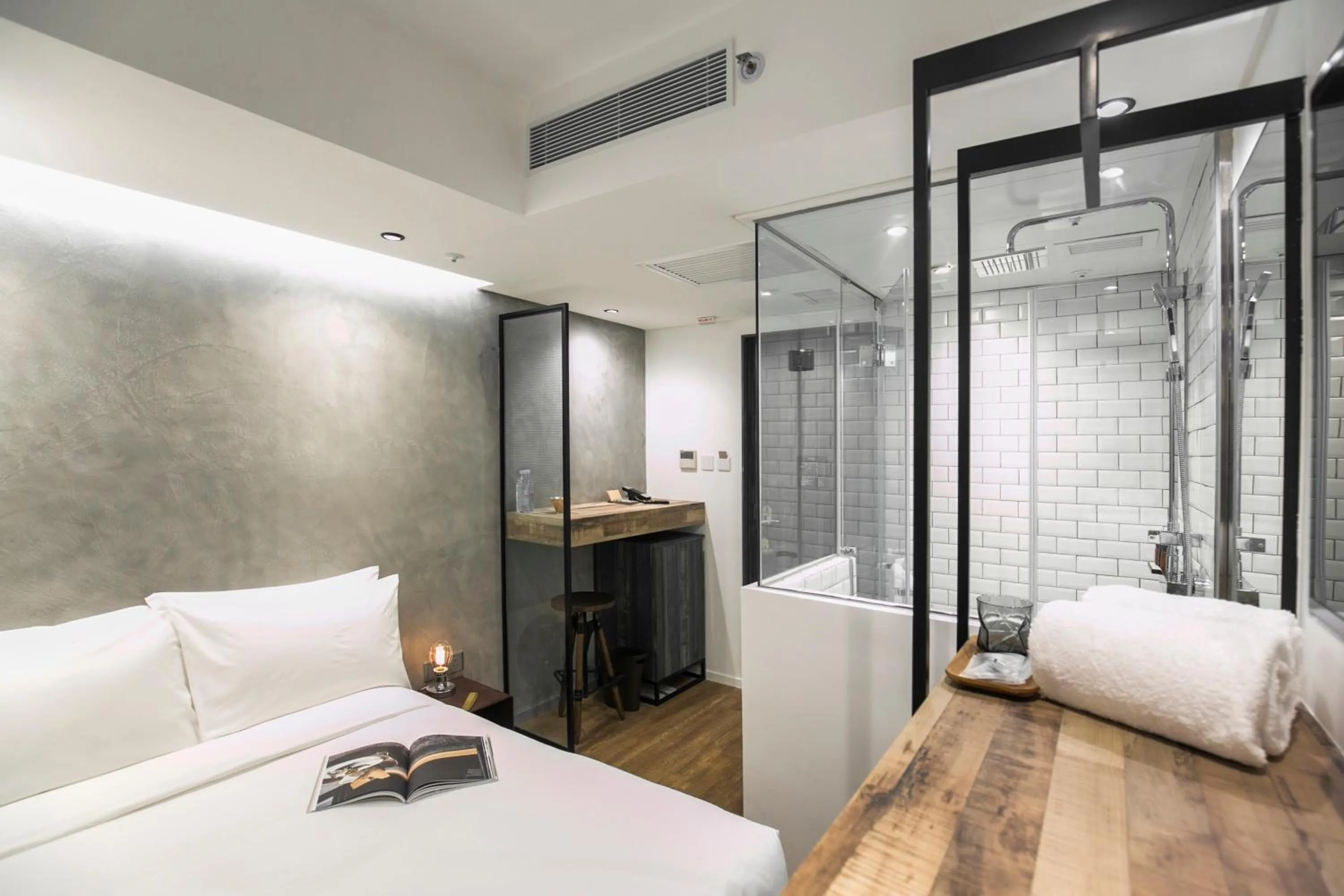 Photo of the whole room, Bed in Hotel Hart