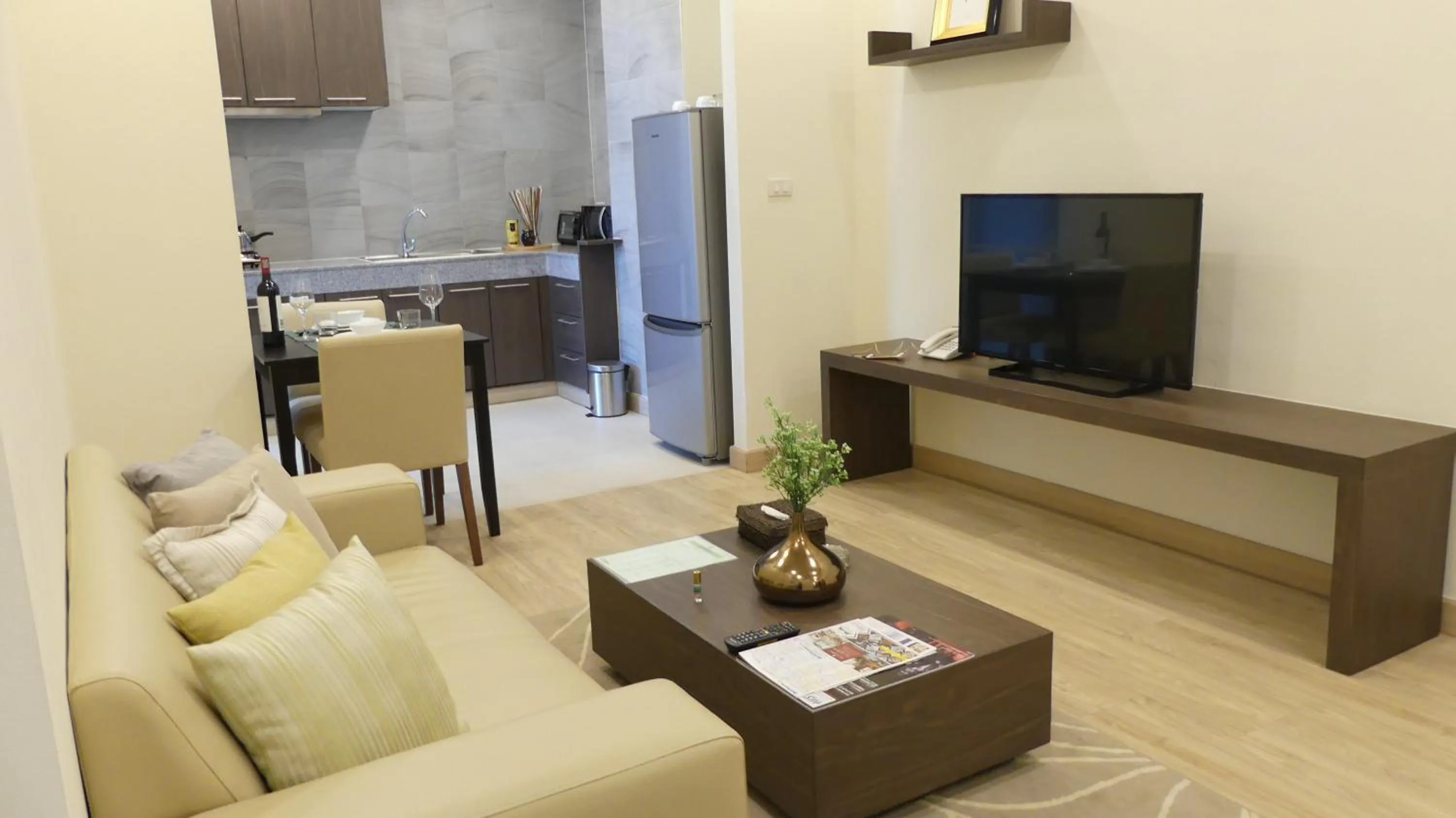 Dining area in The Garden 304