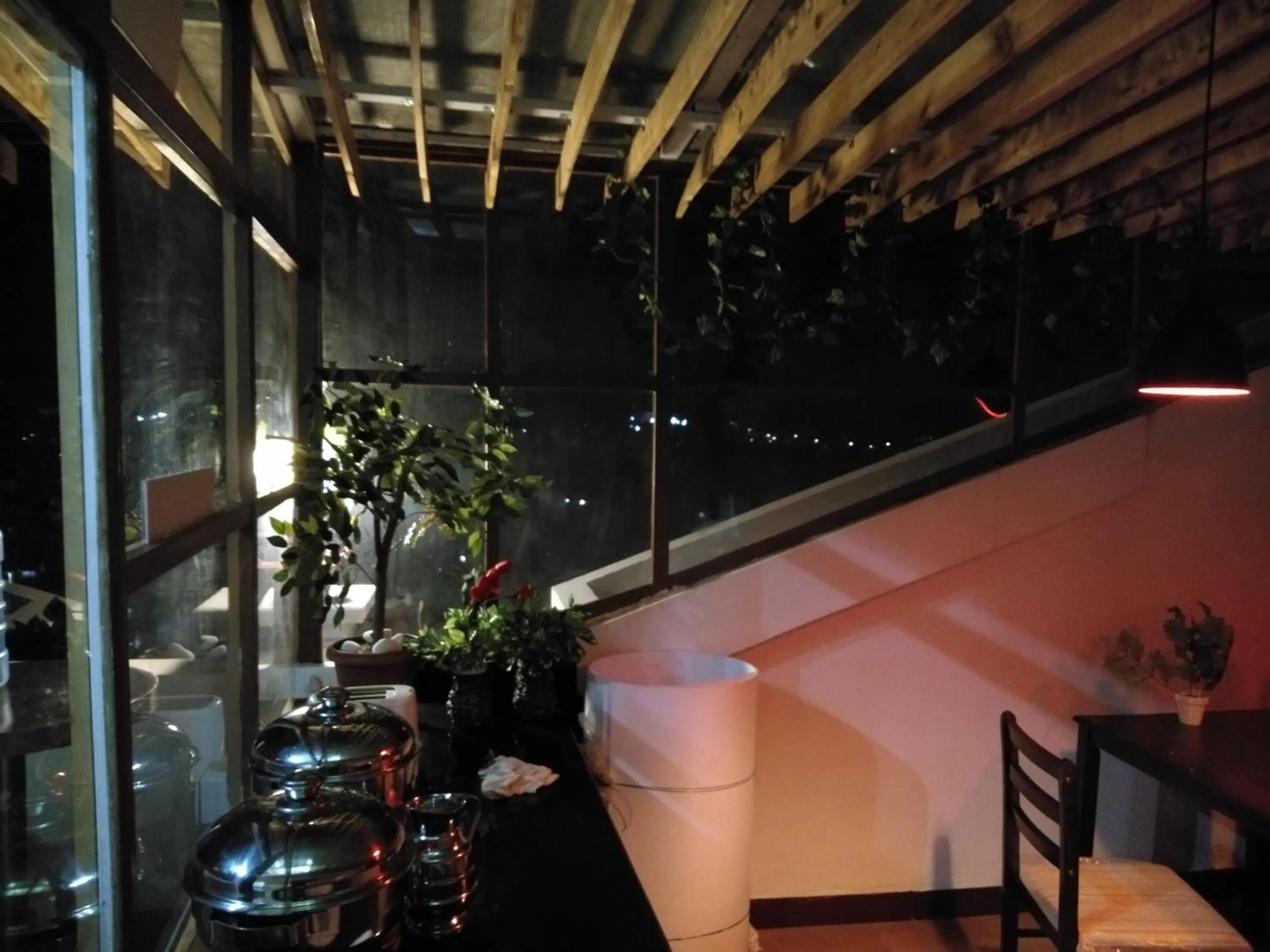 Breakfast in Drizzle Drop Inn