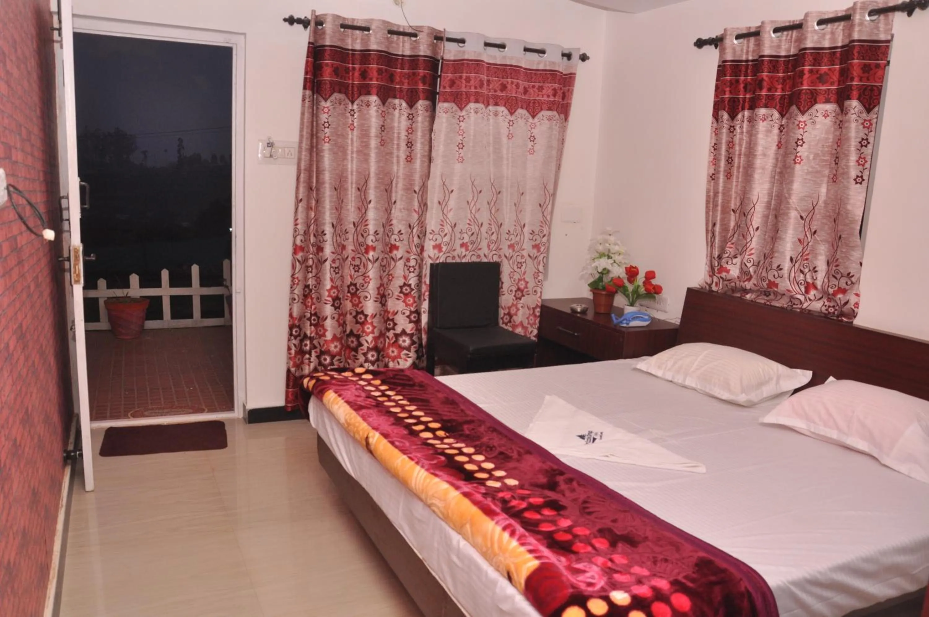 Bed in Drizzle Drop Inn