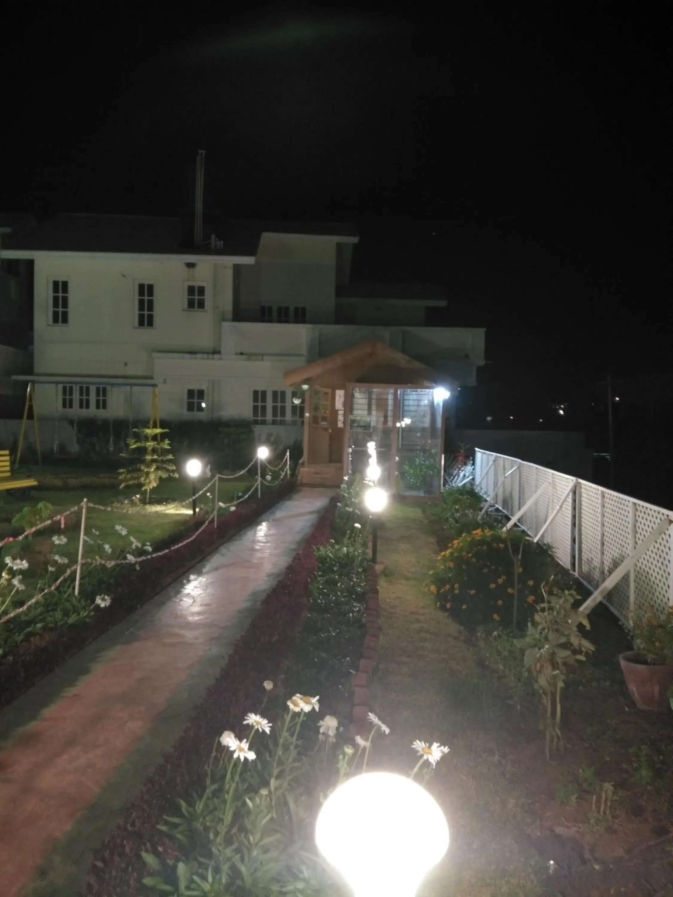 Breakfast in Drizzle Drop Inn