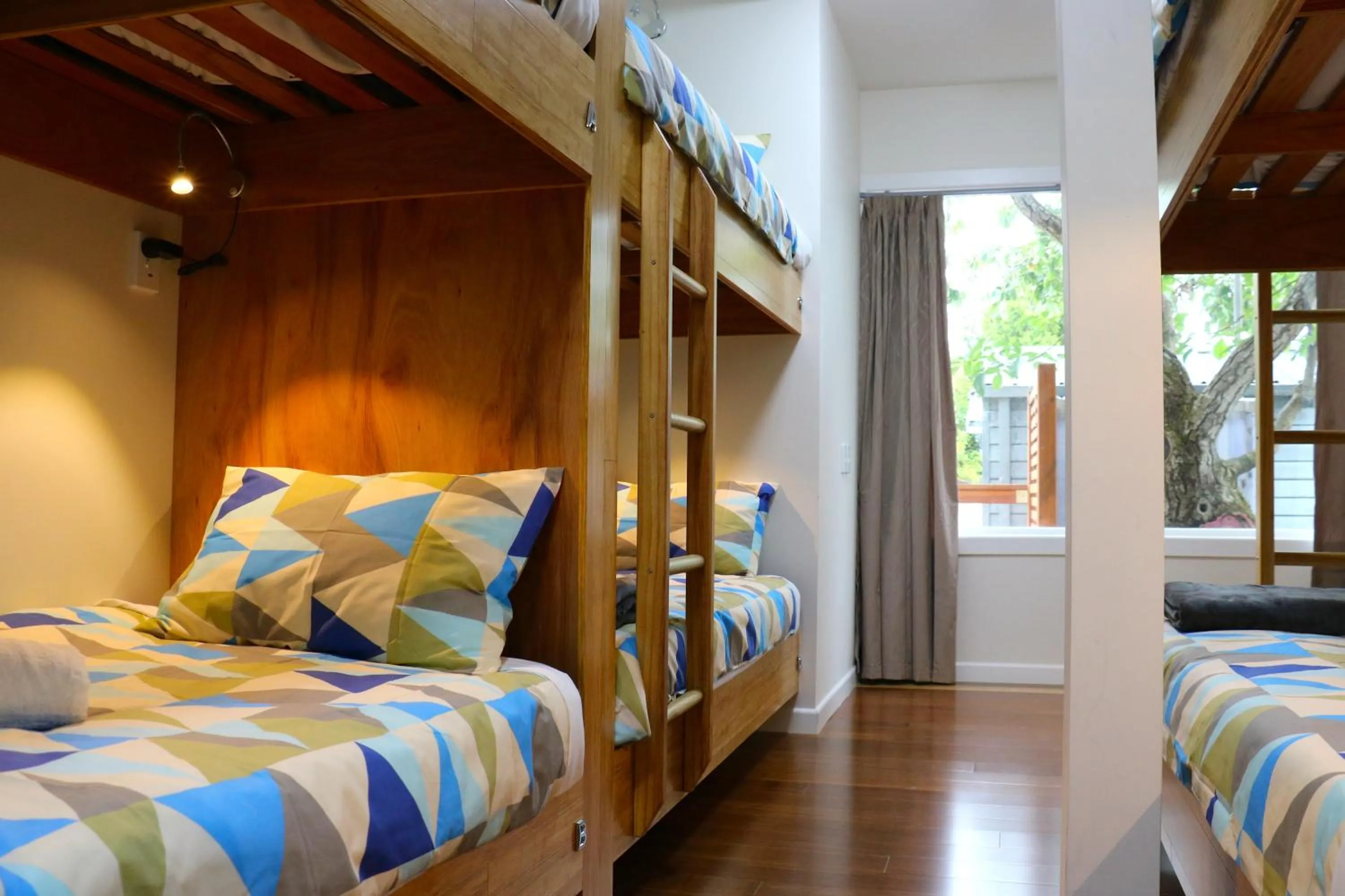 Bedroom, Bed in Oxford Queenette Backpackers