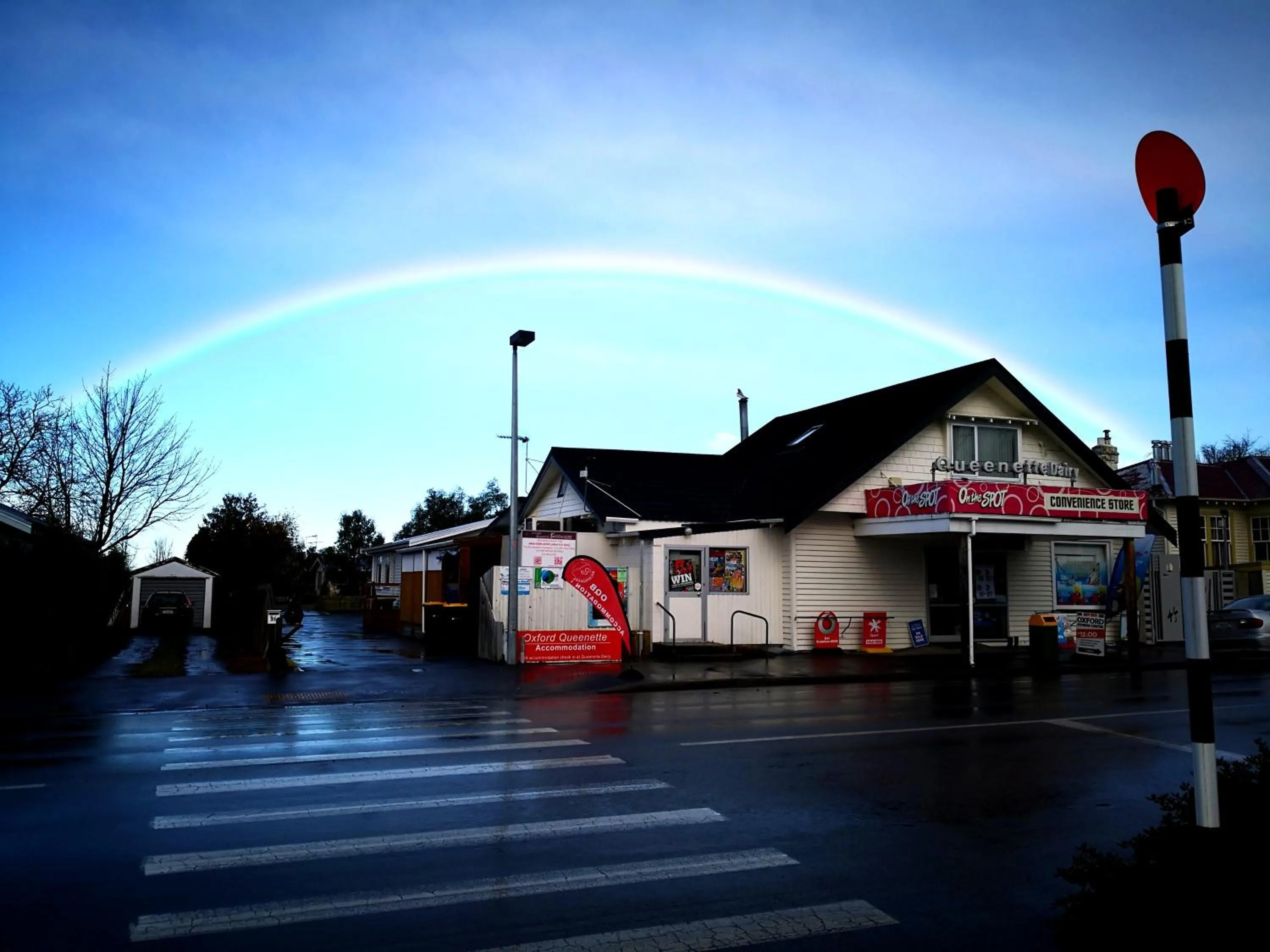 Facade/entrance in Oxford Queenette Backpackers