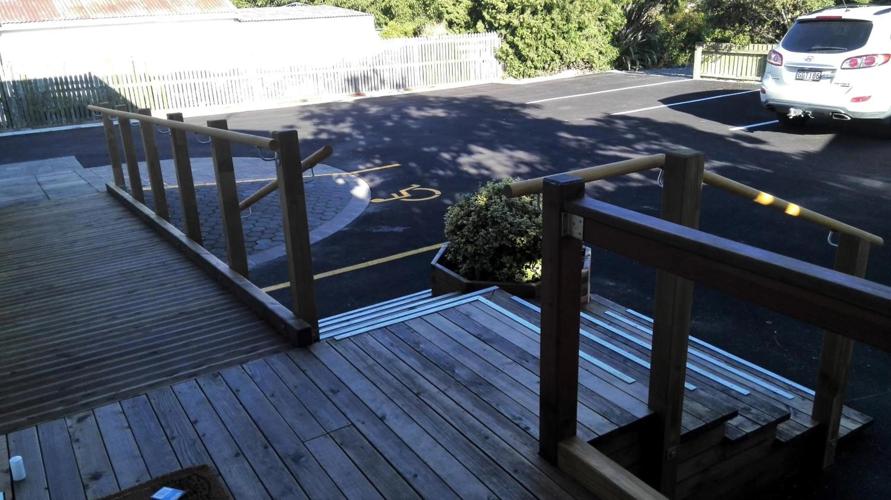 Patio in Oxford Queenette Backpackers