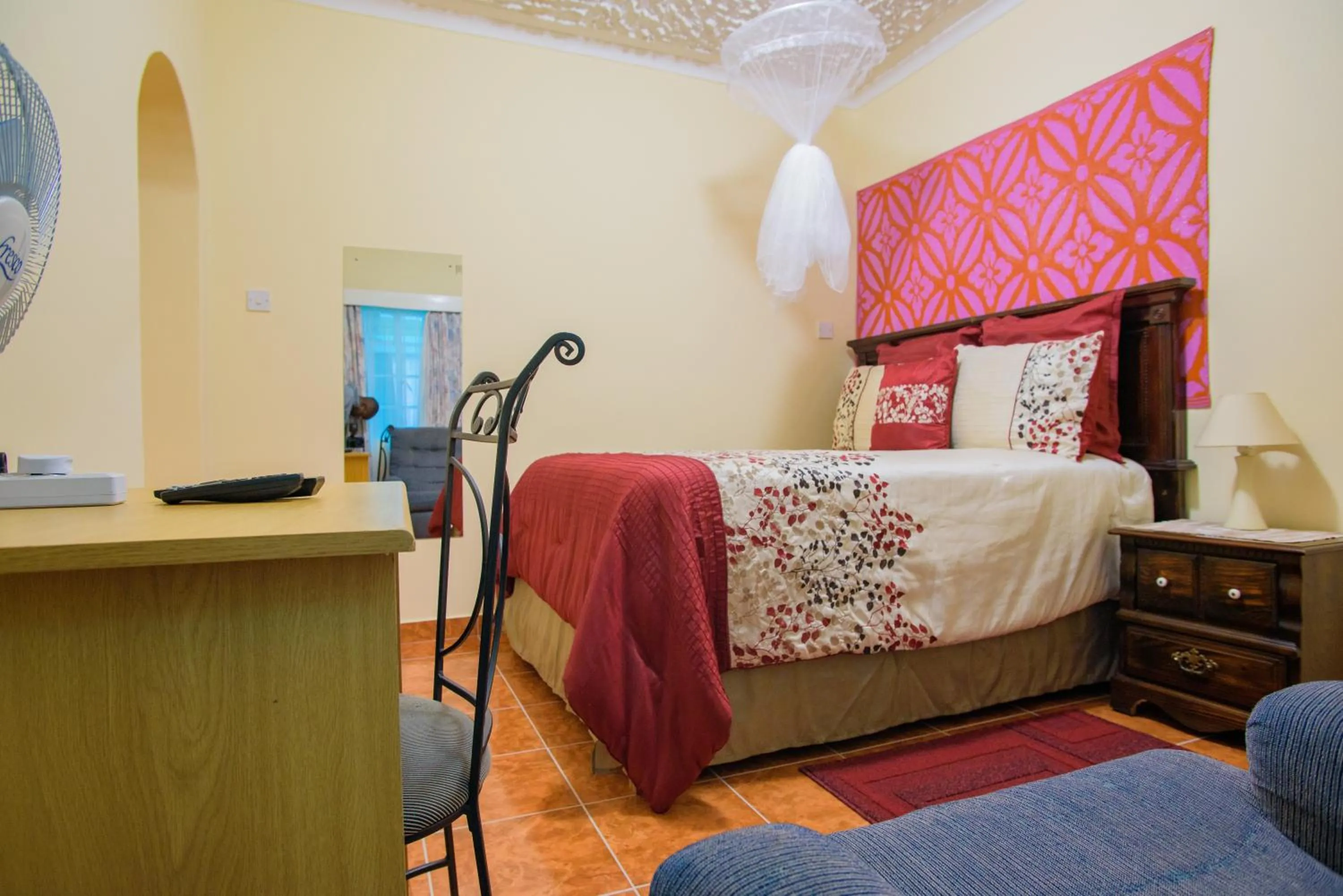 Photo of the whole room, Bed in Art Lodges