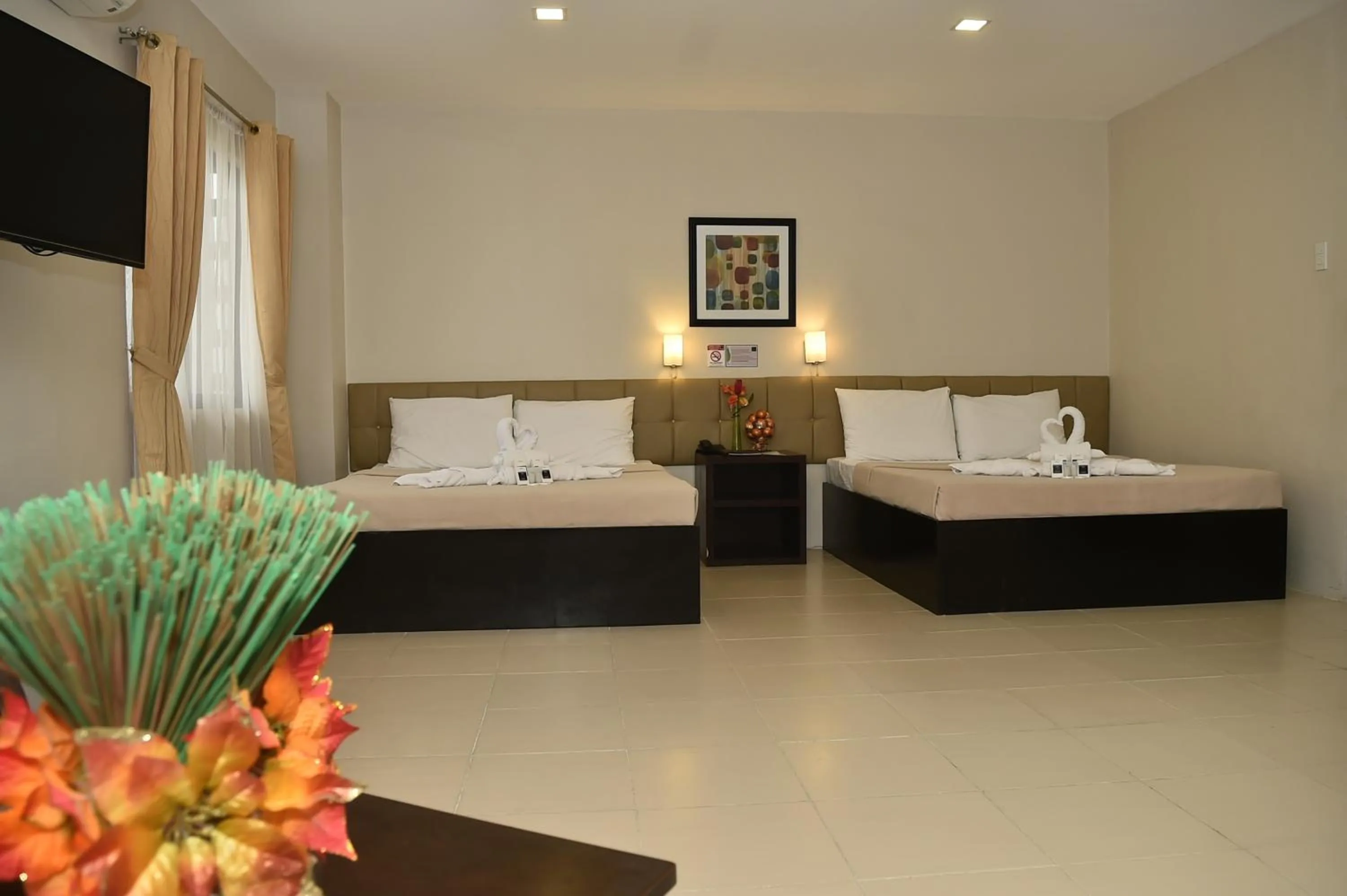 Other, Bed in Columbus Plaza Hotel