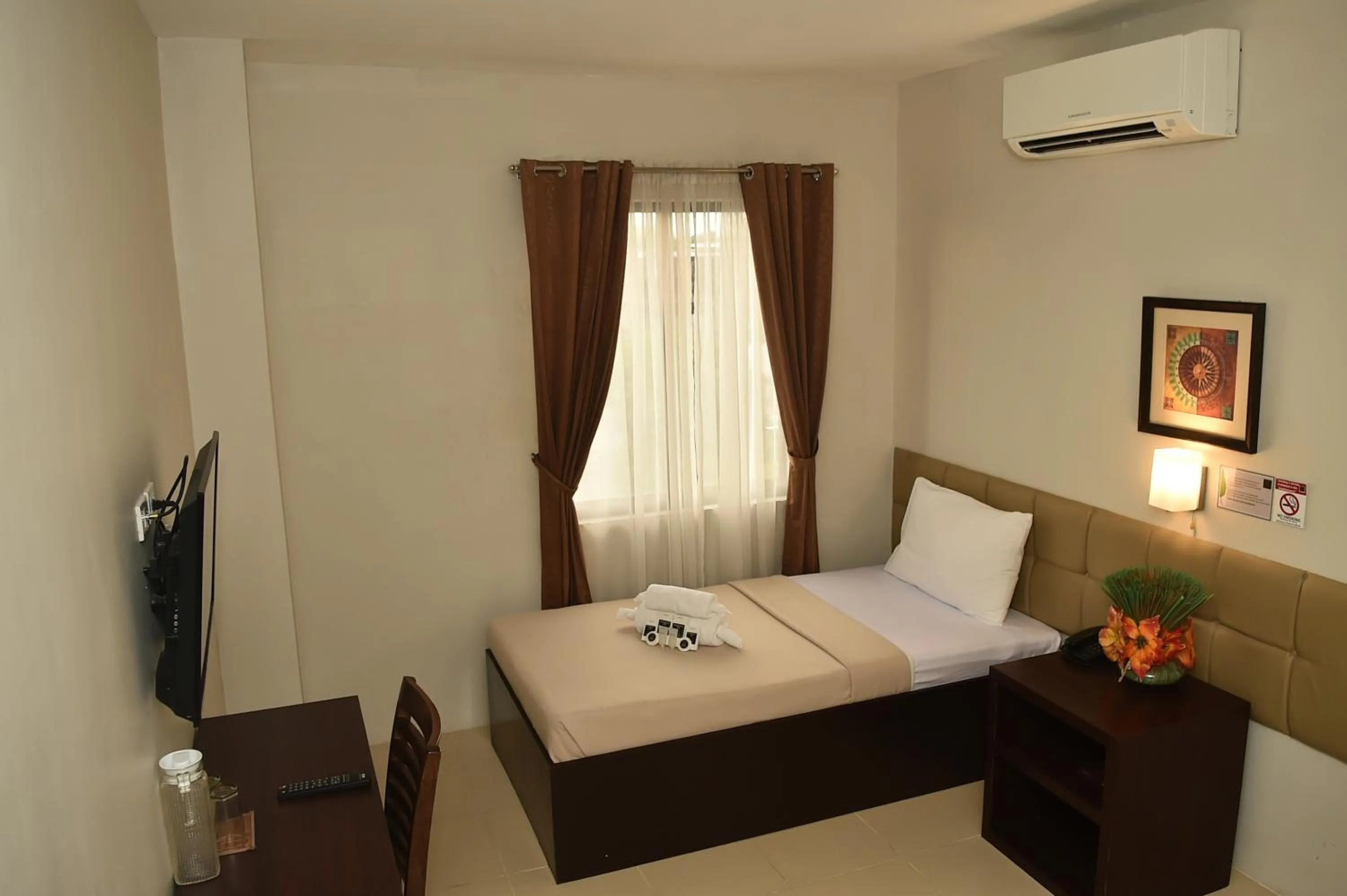 Other, Bed in Columbus Plaza Hotel