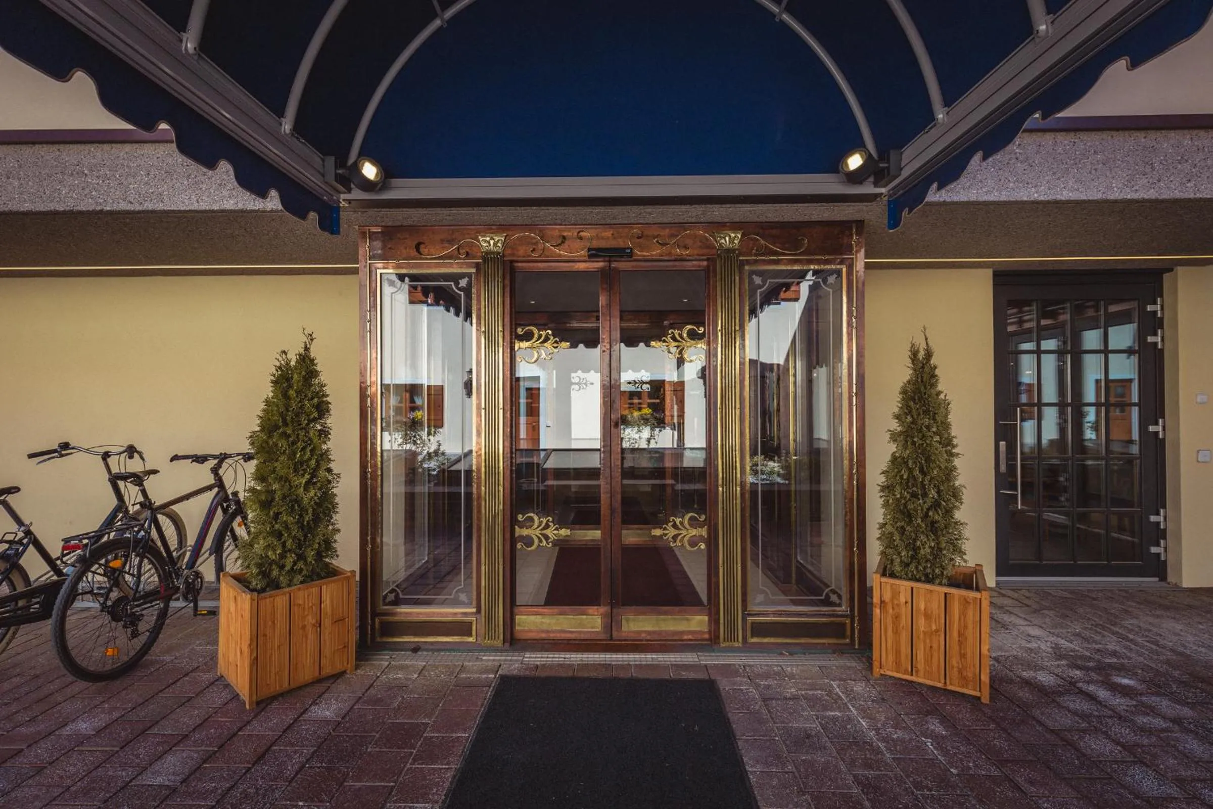 Lobby or reception in Hotel & Gaststätte zum Erdinger Weißbräu