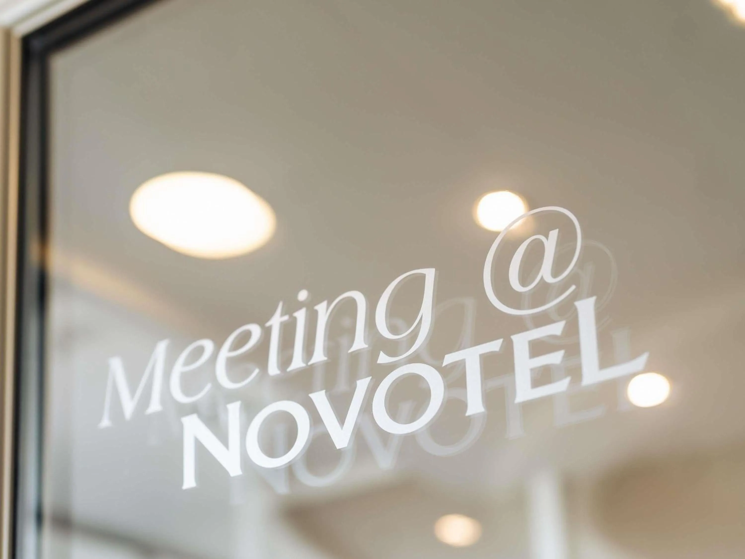 Meeting/conference room in Novotel Milton Keynes