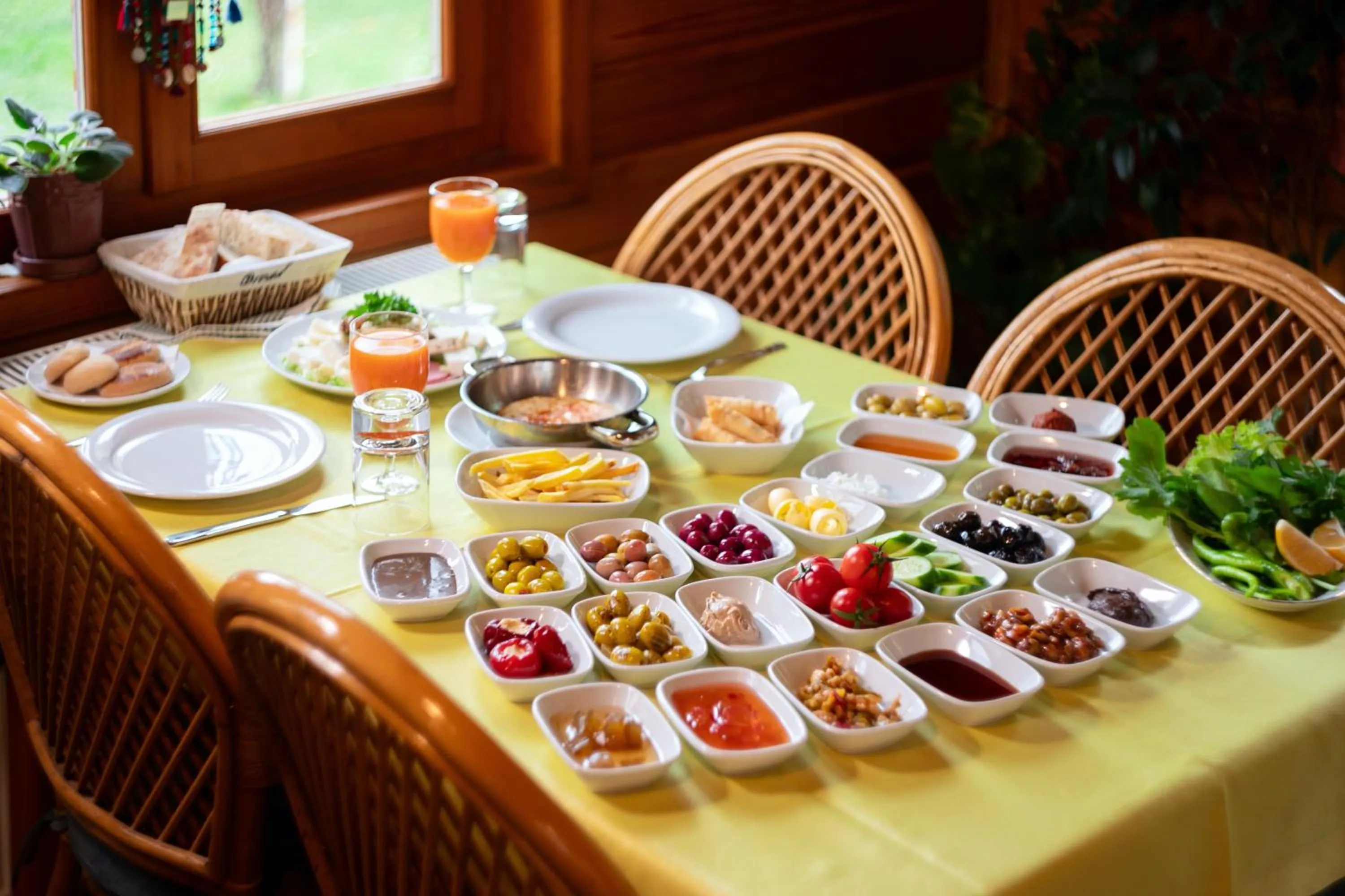 Breakfast in Abant Doğa Köşkü