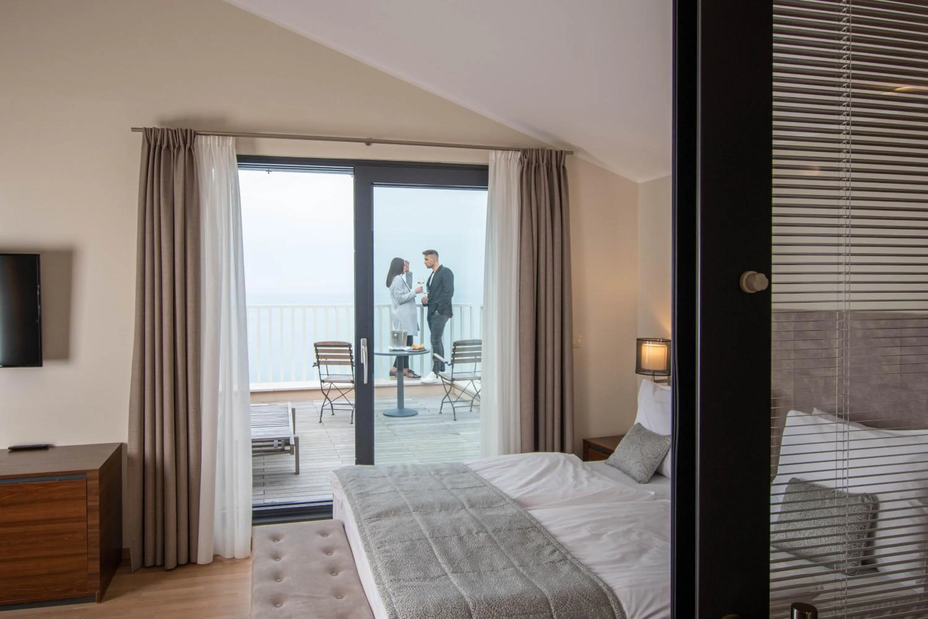 Balcony/Terrace, Bed in Hotel Cliff Belvedere