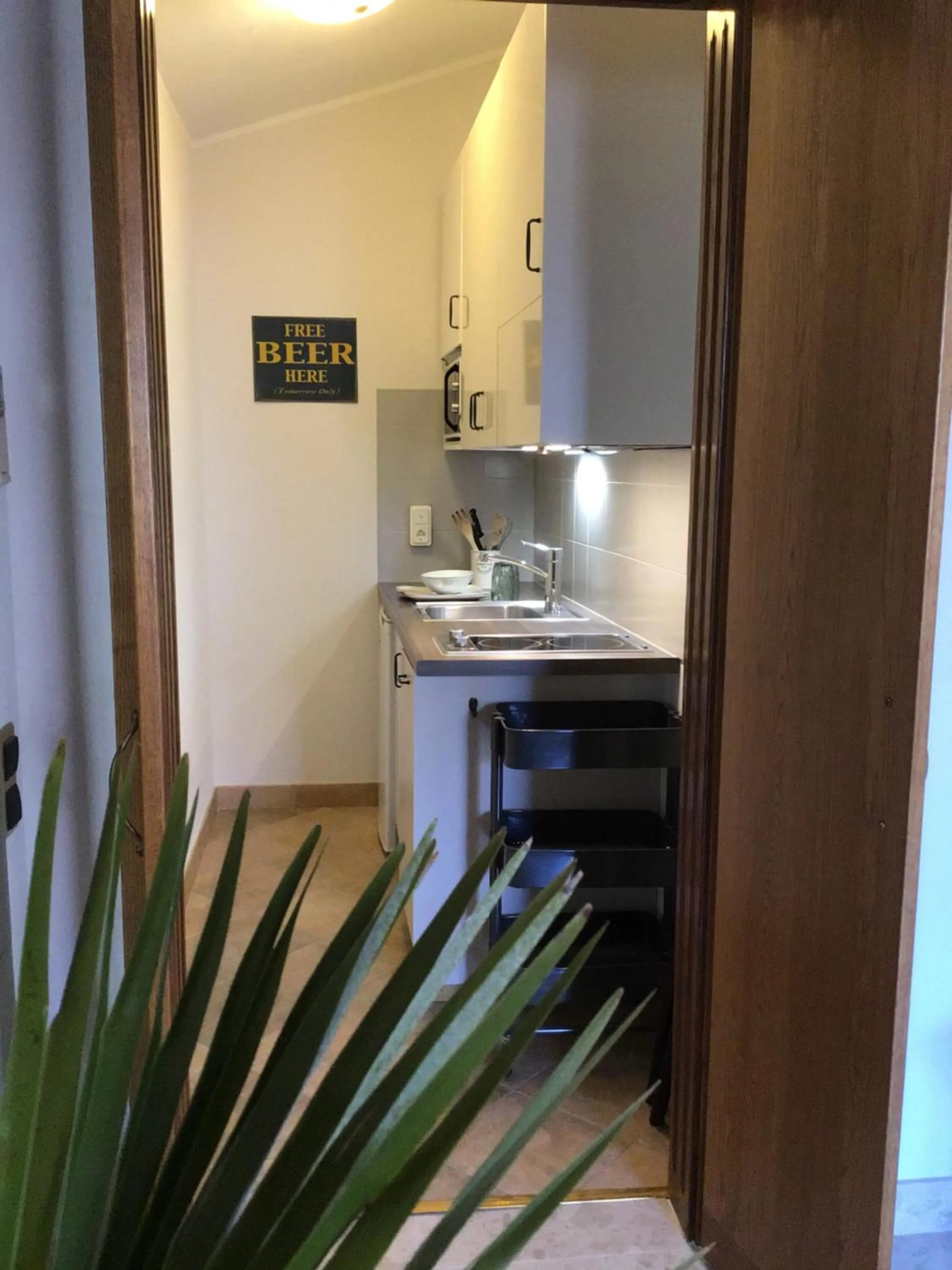 Property building in Villa Lantana