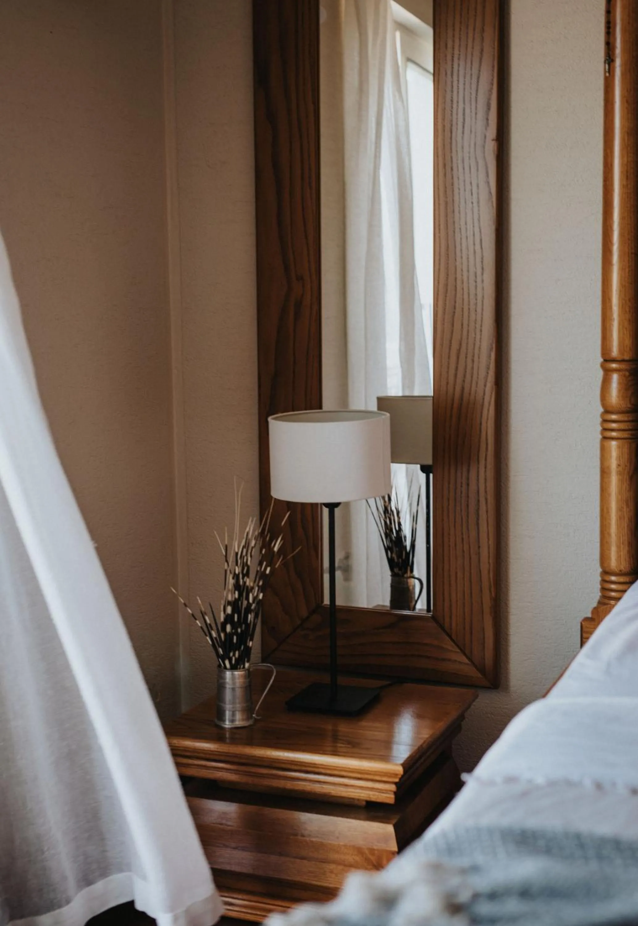 Decorative detail, Bed in Villa Lantana