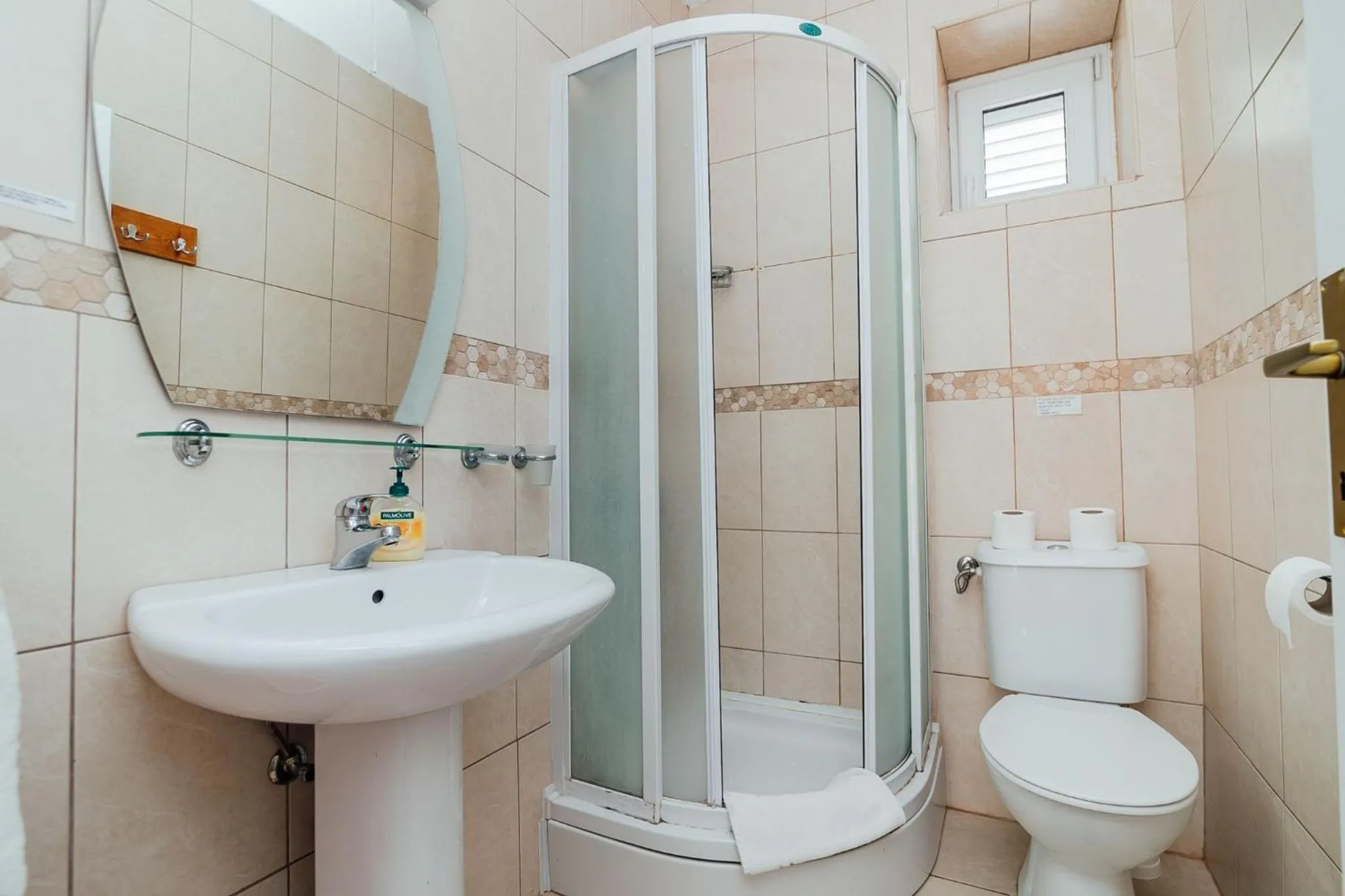 Shower in Spacious Family 4BR Seaside House, Fantastic Sea Views, 20 Meters to Beach