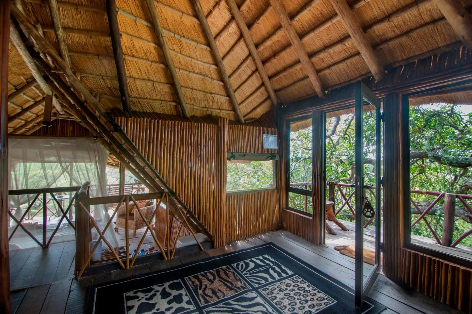 Photo of the whole room in Pezulu Tree House Lodge