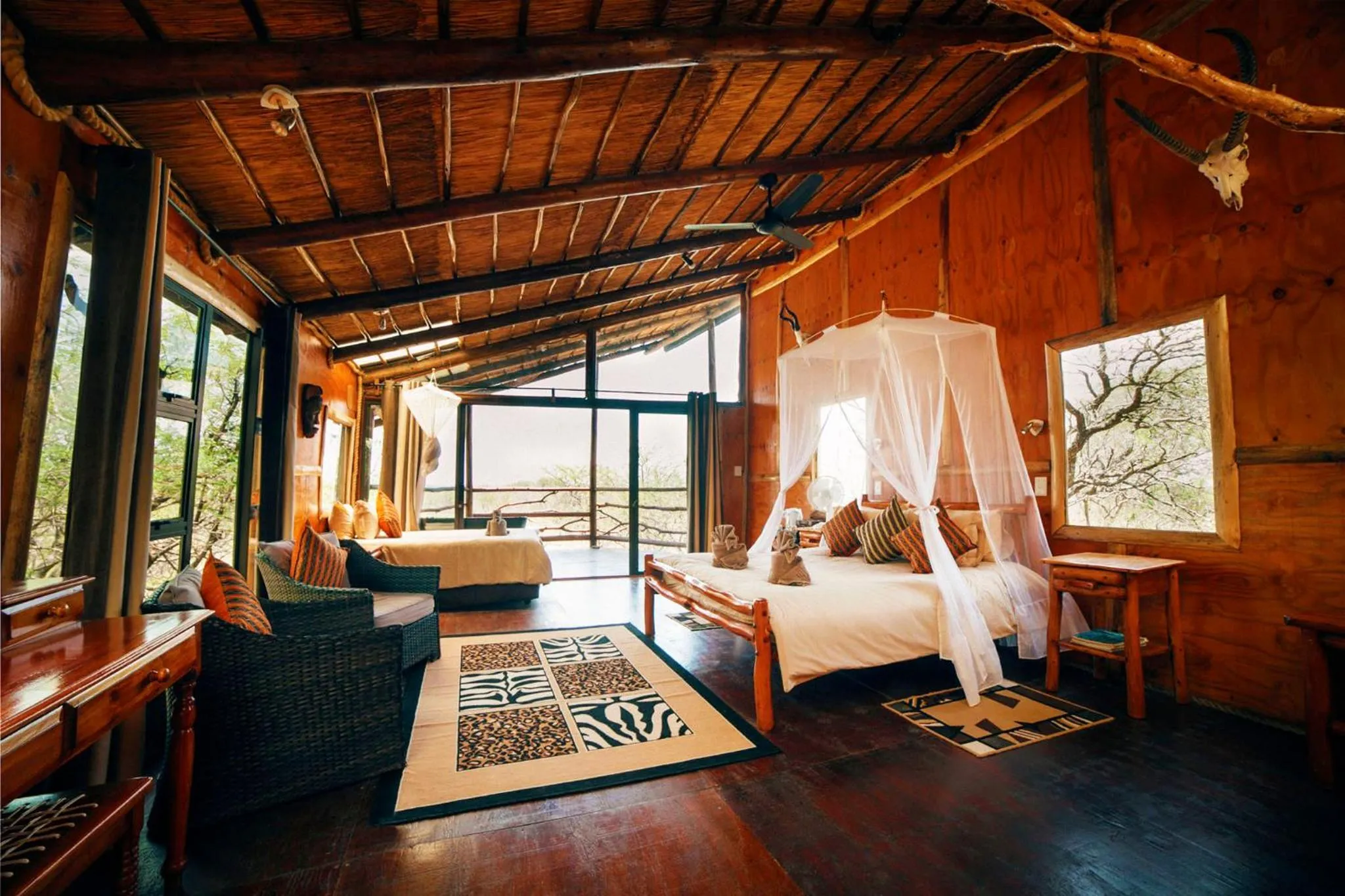 Photo of the whole room in Pezulu Tree House Lodge